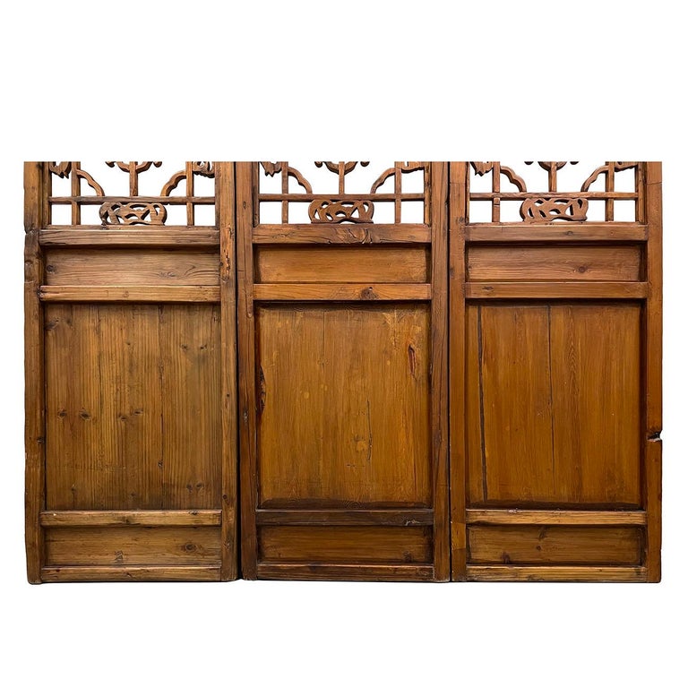 Late 19th Century Antique Chinese Handcrafted 3 Panel Wooden Screen/Room Divider For Sale 8