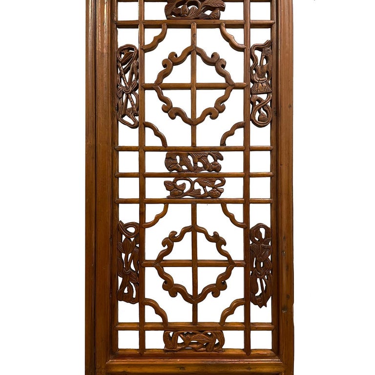 Late 19th Century Antique Chinese Handcrafted 3 Panel Wooden Screen/Room Divider For Sale 2