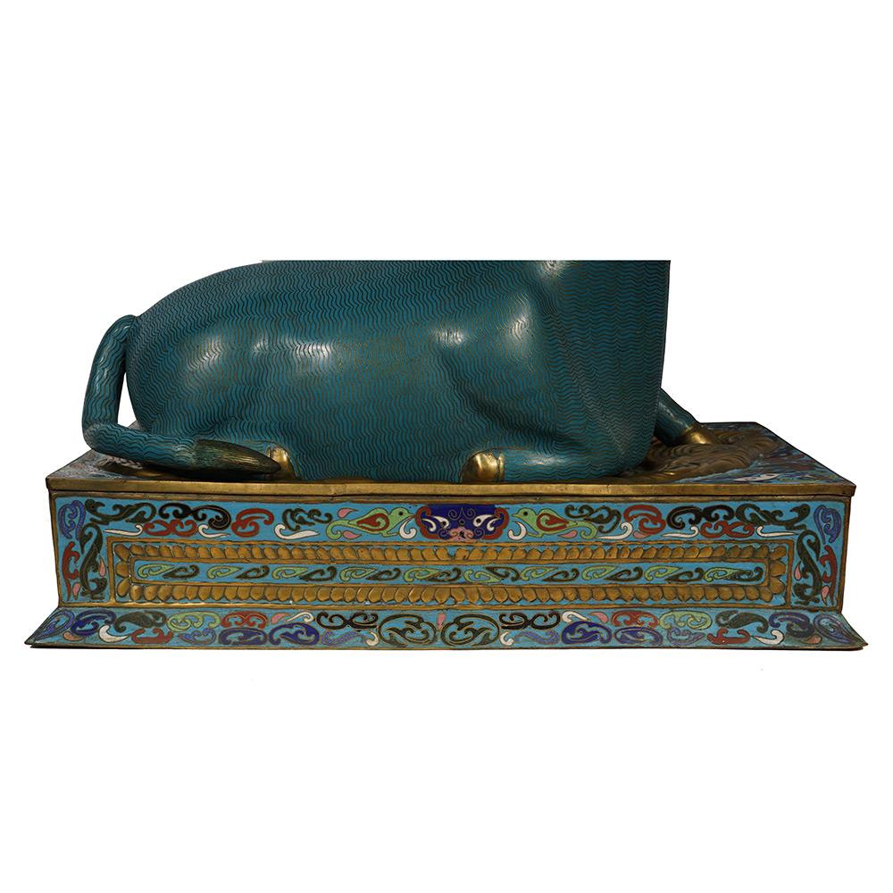 Cloissoné Late 19th Century Antique Chinese Large Royal Gold Plated Cloisonne Bull Statue For Sale