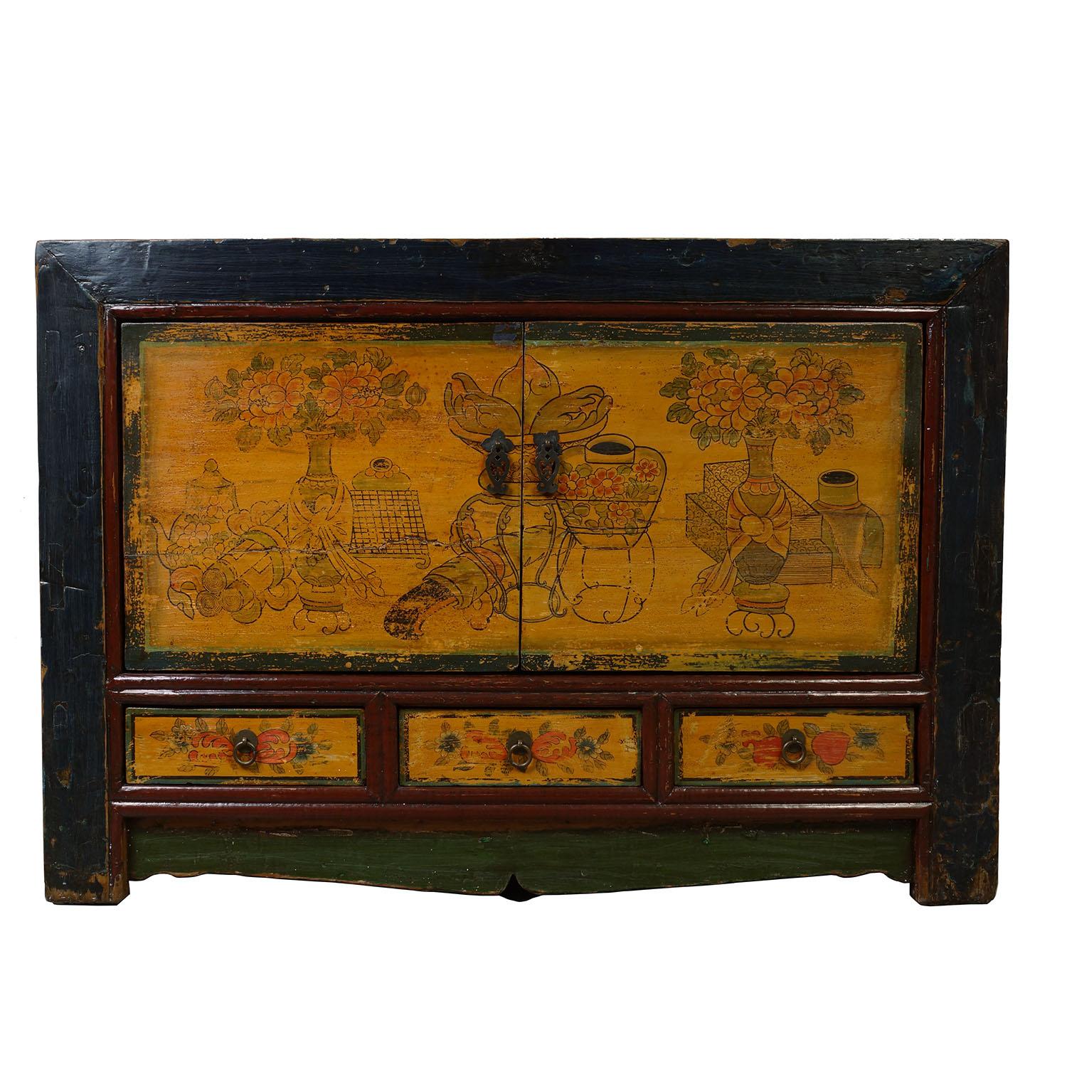 Peint Meuble de rangement/table de chevet chinoise mongol ancienne de la fin du XIXe siècle, buffet en vente