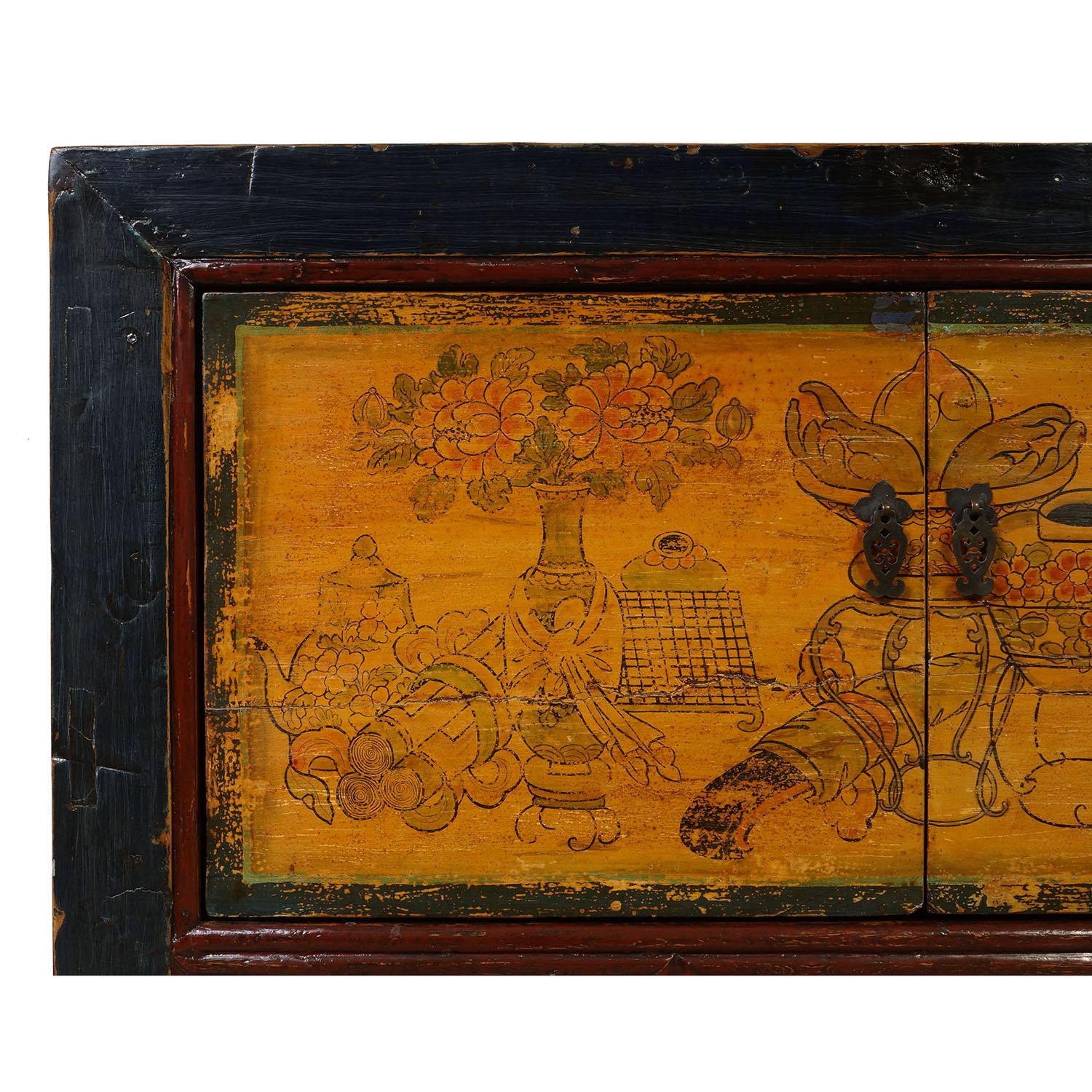 Meuble de rangement/table de chevet chinoise mongol ancienne de la fin du XIXe siècle, buffet Abîmé - En vente à Pomona, CA