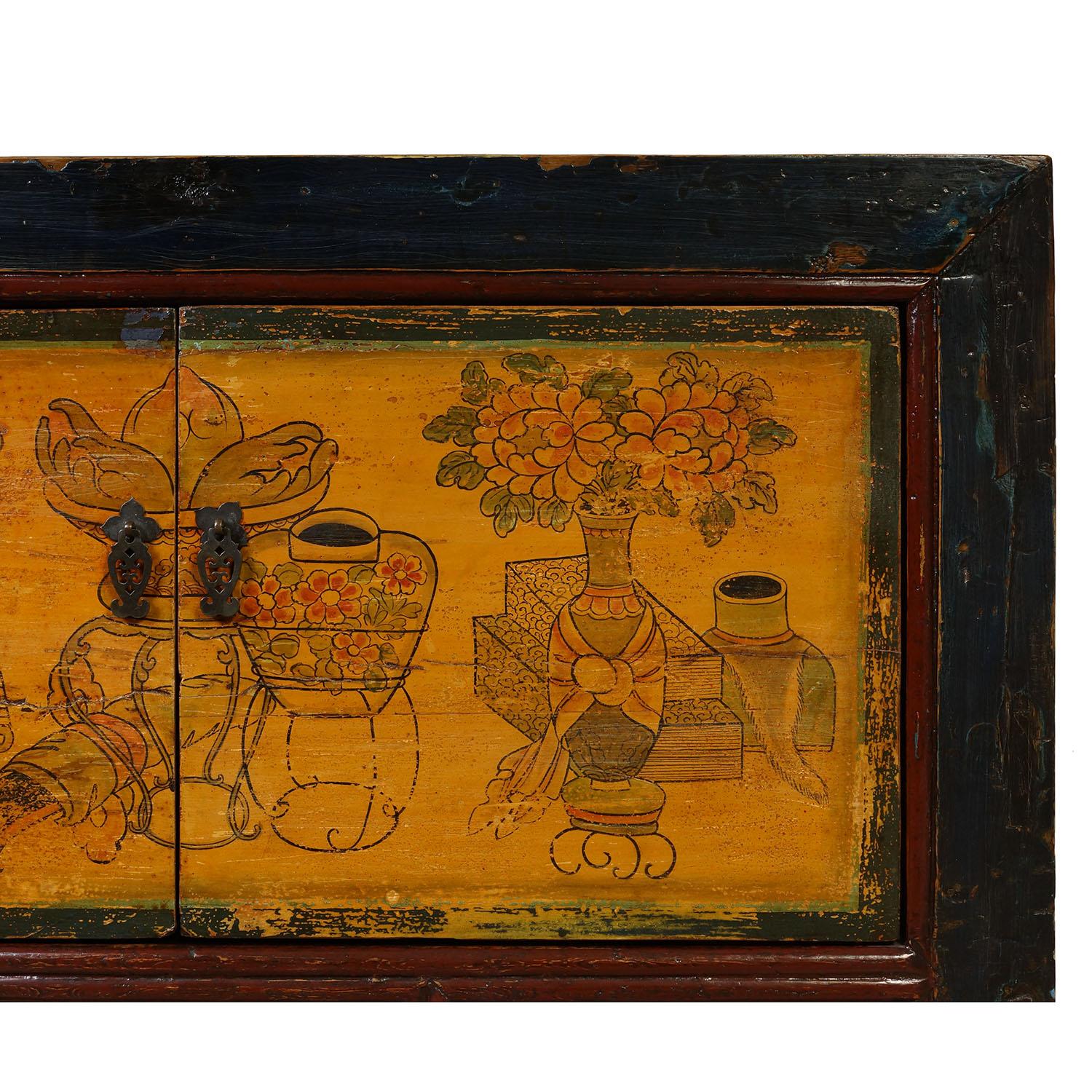 Orme Meuble de rangement/table de chevet chinoise mongol ancienne de la fin du XIXe siècle, buffet en vente