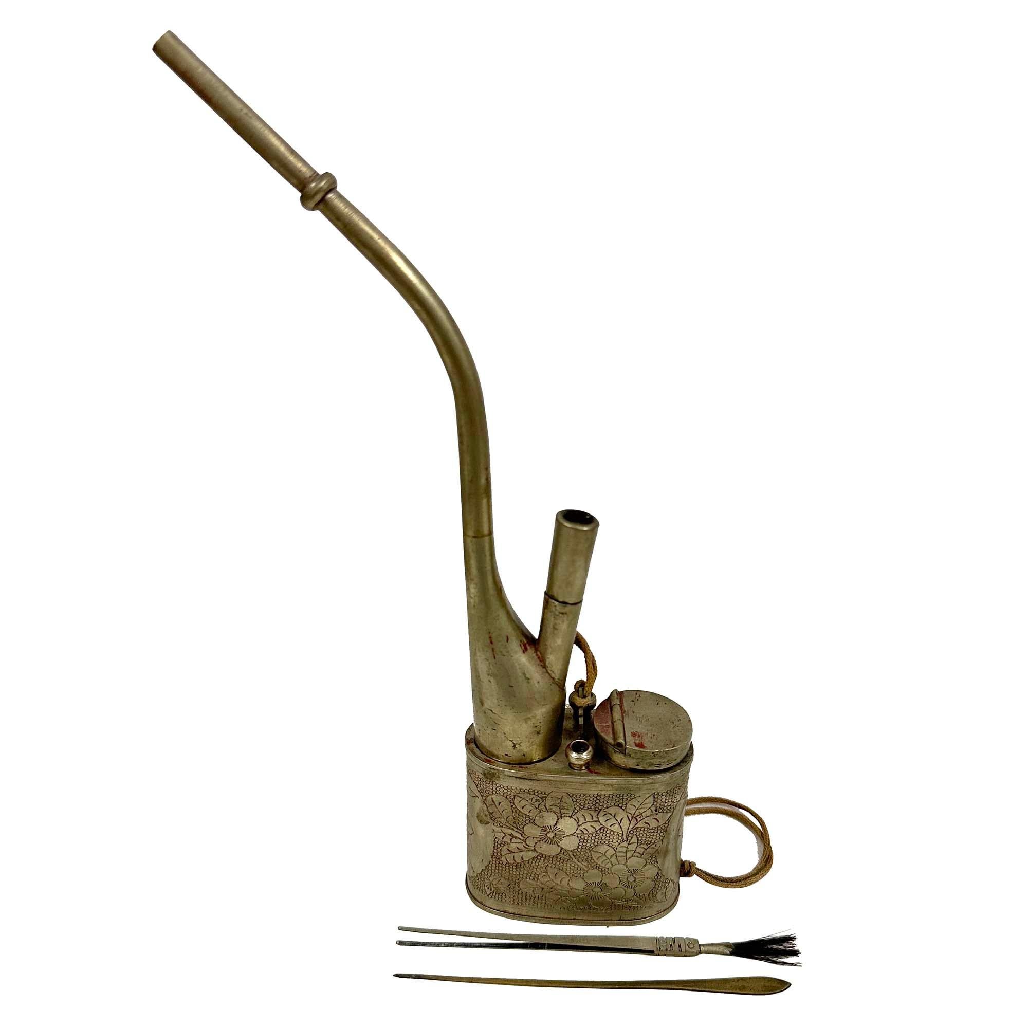 Late 19th Century Antique Chinese Water Pipe For Sale 5