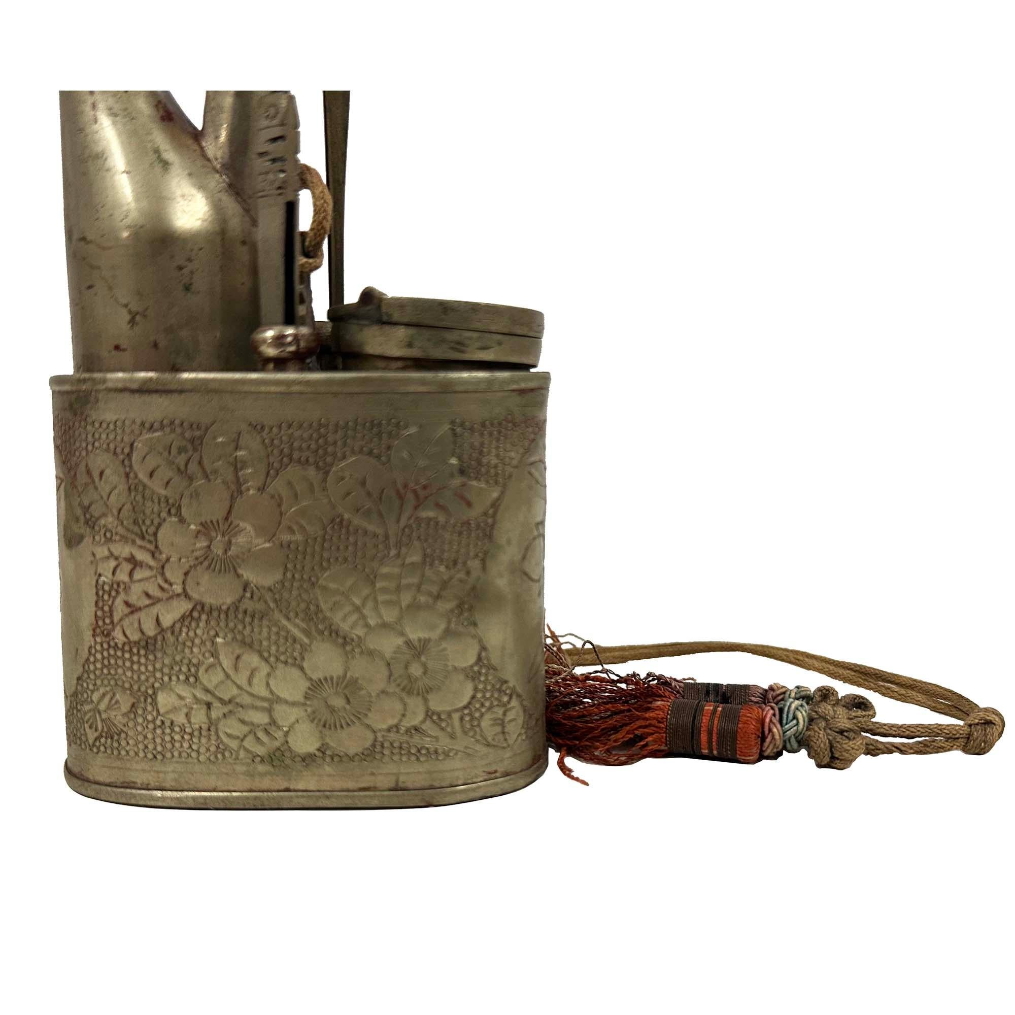 Late 19th Century Antique Chinese Water Pipe For Sale 2