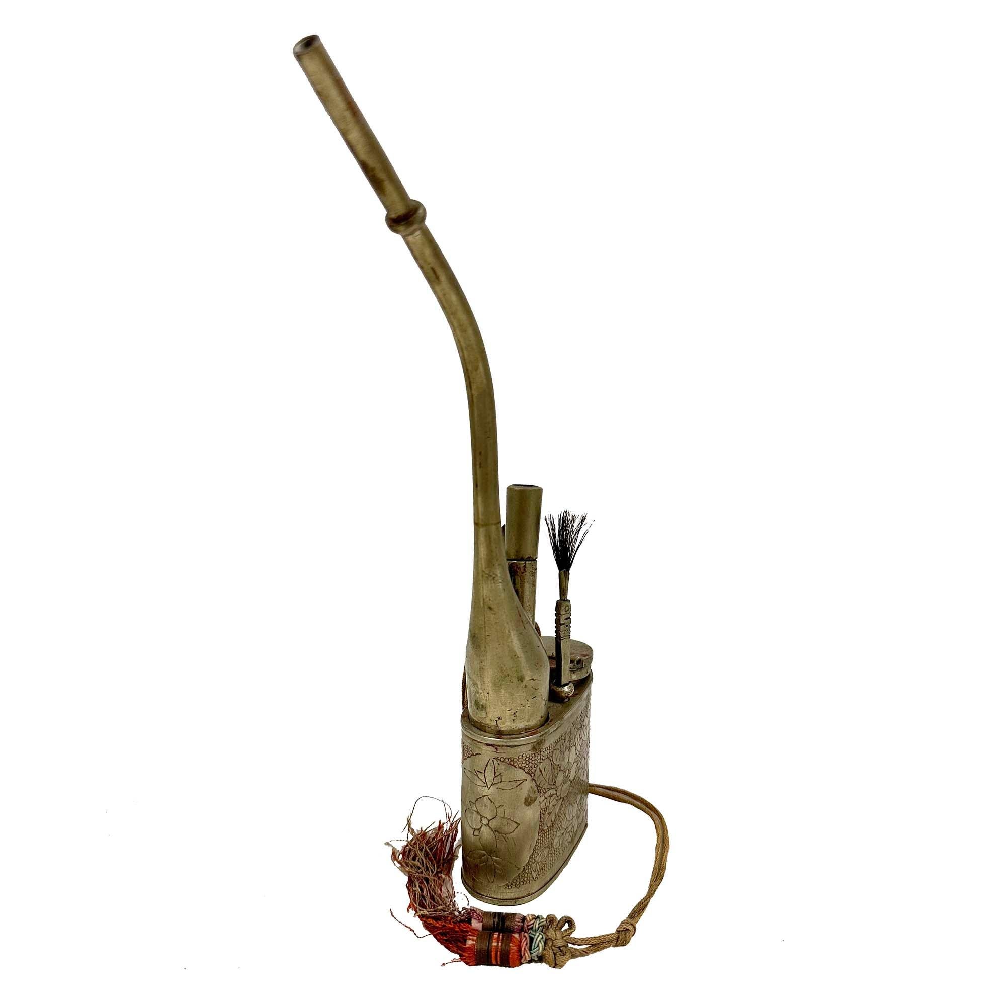 Late 19th Century Antique Chinese Water Pipe For Sale 3