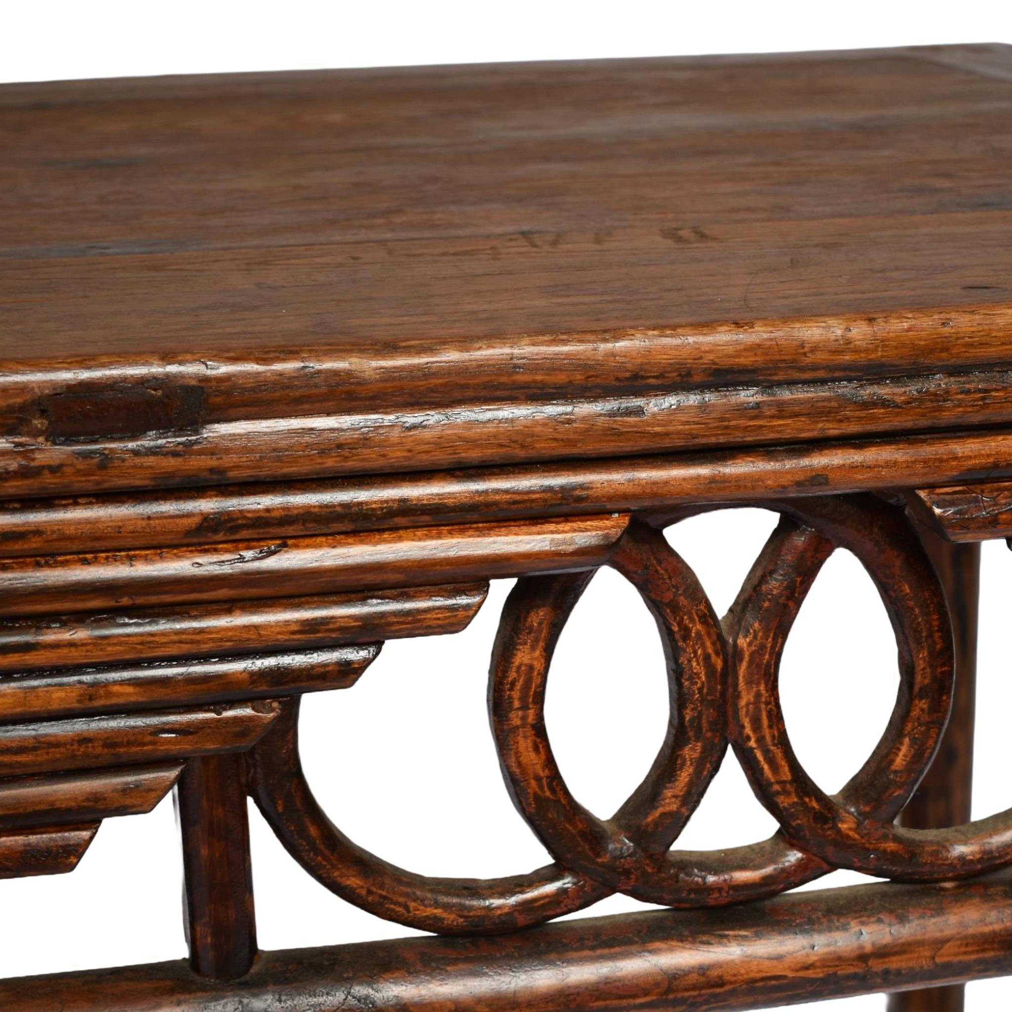 Chinois Table à vin chinoise ancienne de la fin du 19e siècle en vente