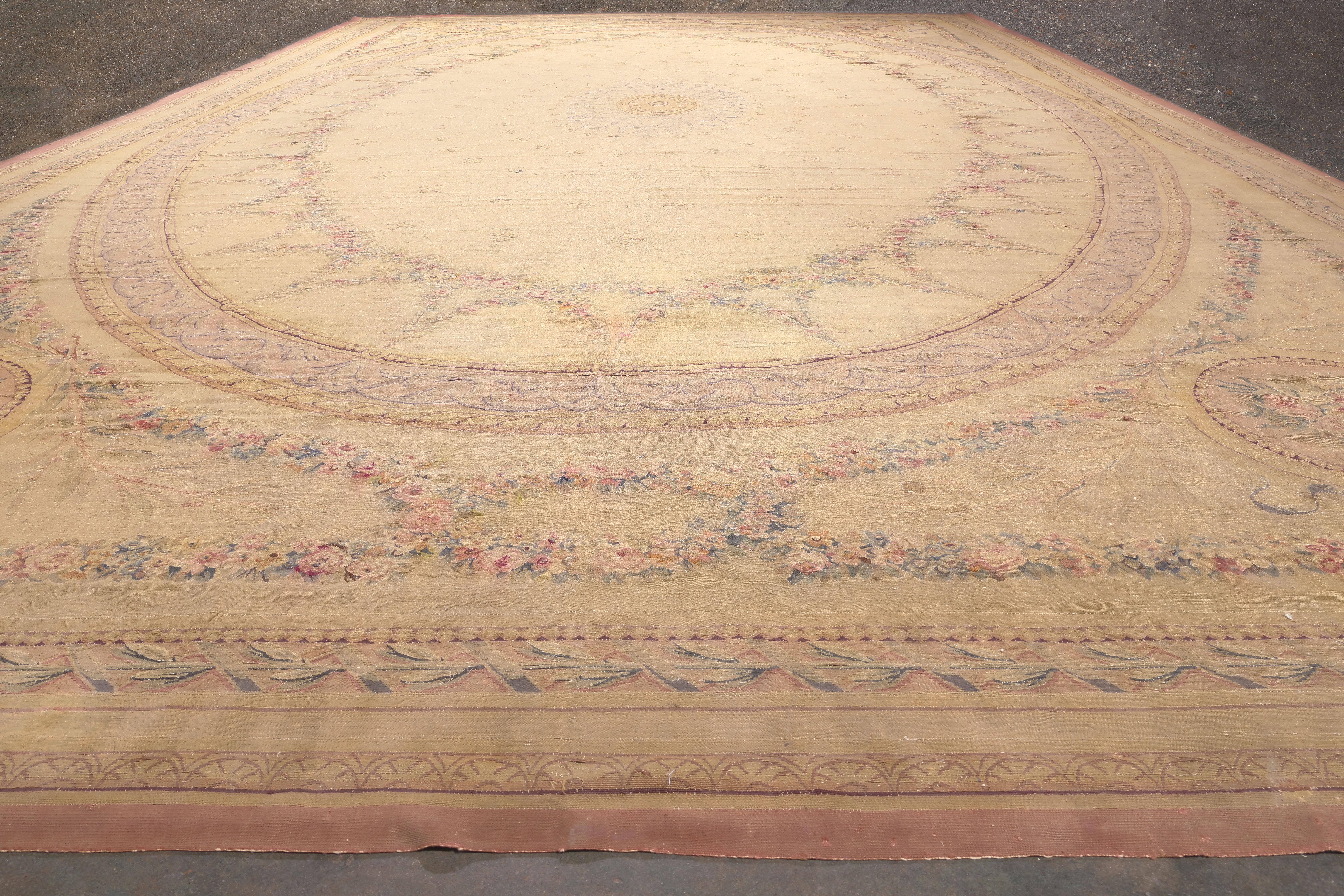 Late 19th Century Antique French Aubusson Rug, Hotel Lobby Size Carpet For Sale 3
