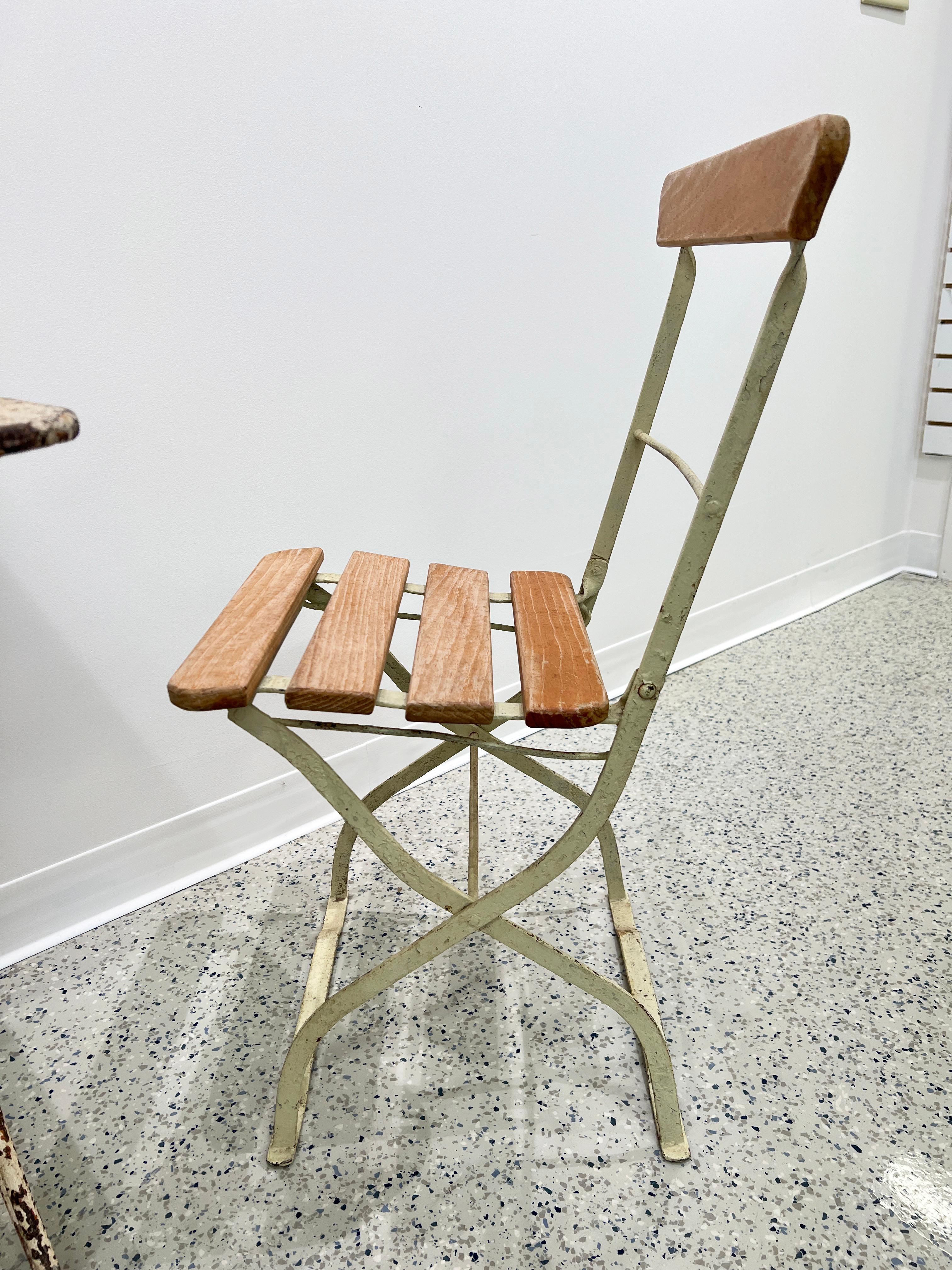 Late 19th Century Antique French Cafe Bistro Table and Three Chairs For Sale 4