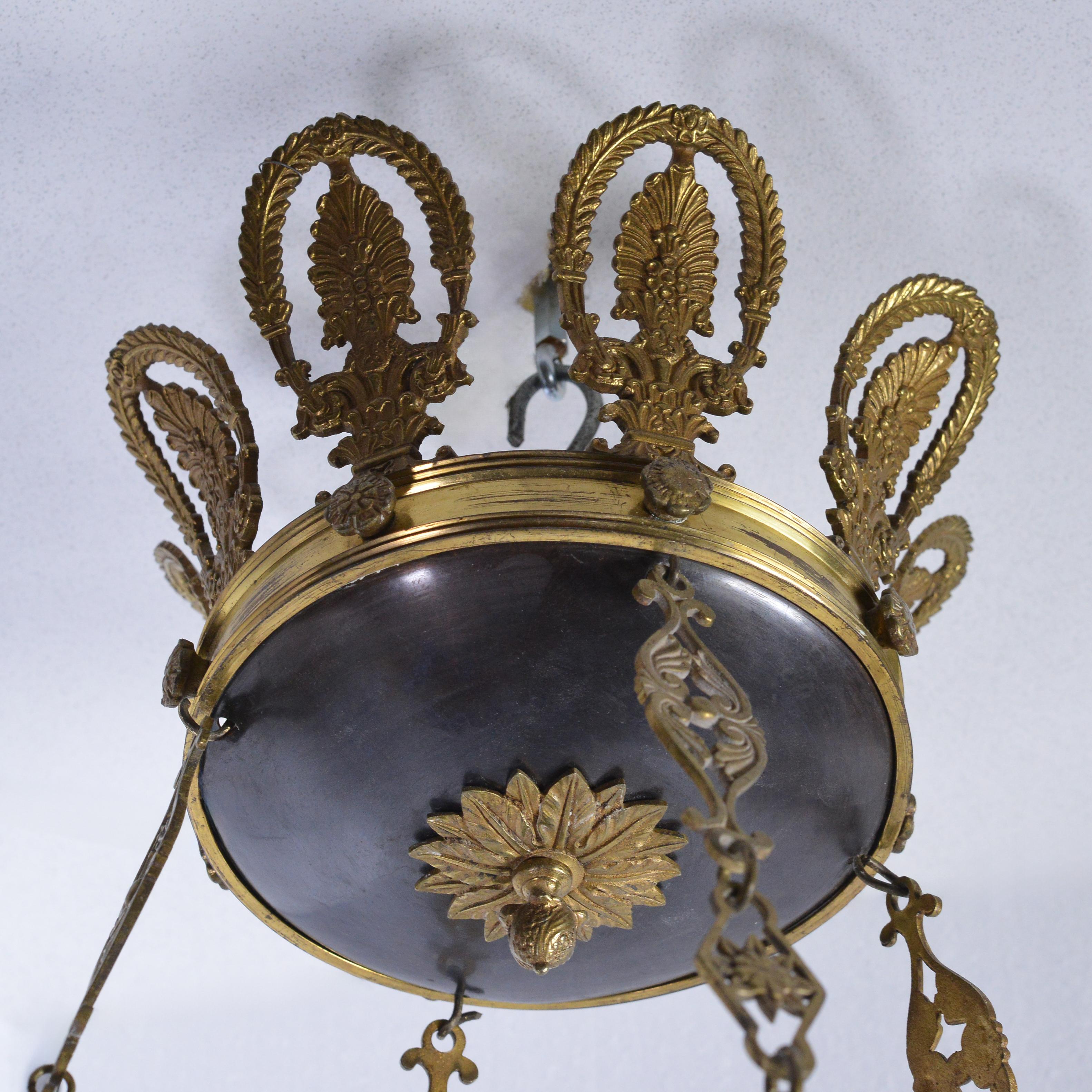 Lampadario francese impero in bronzo patinato e dorato della fine del XIX secolo In condizioni buone in vendita a Sweden, SE