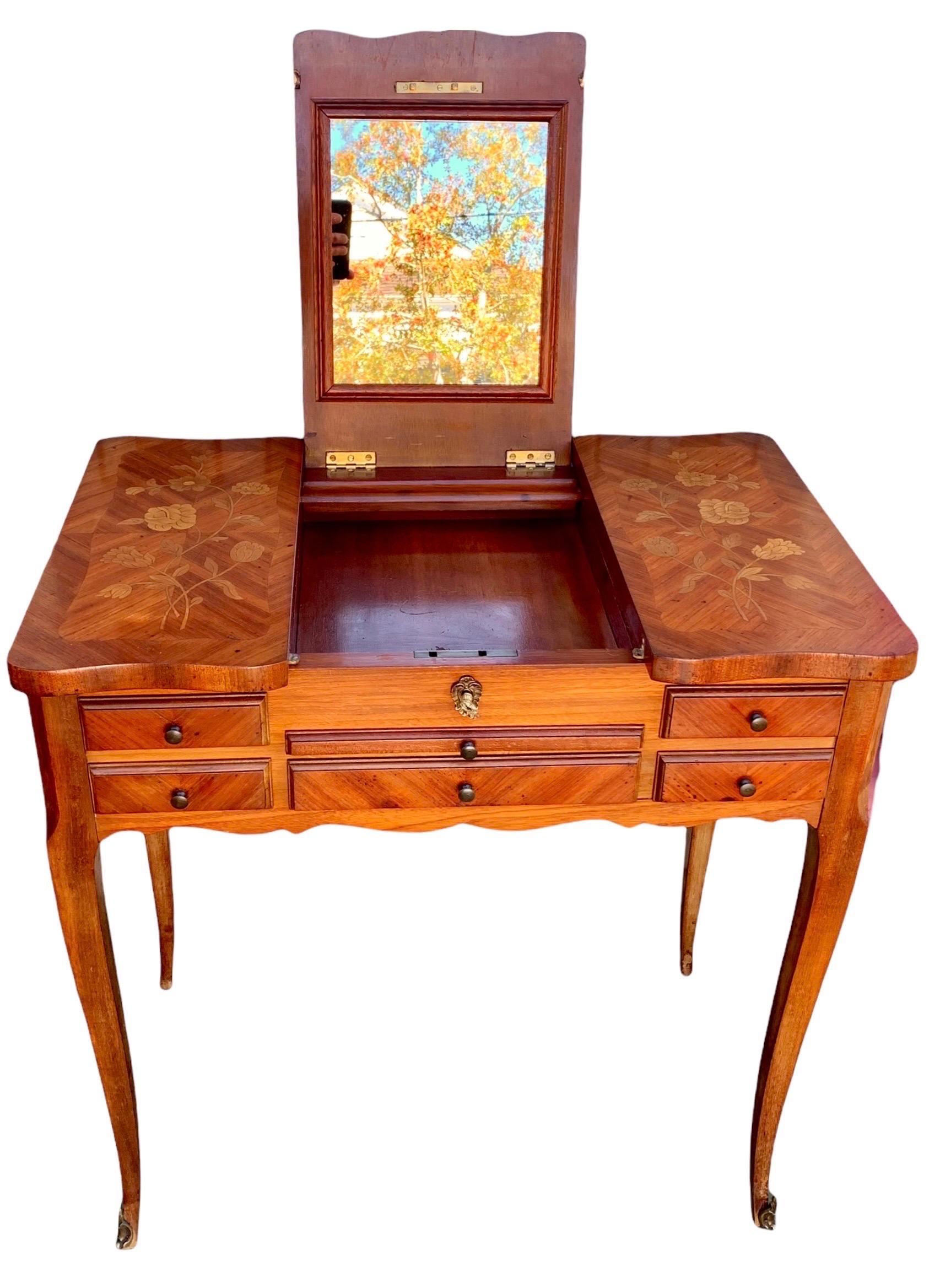 Late 19th Century Antique French Marquetry Poudreuse or Ladies Vanity 6