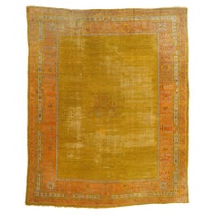 Antiker türkischer Oushak-Teppich aus Gold aus dem späten 19. Jahrhundert