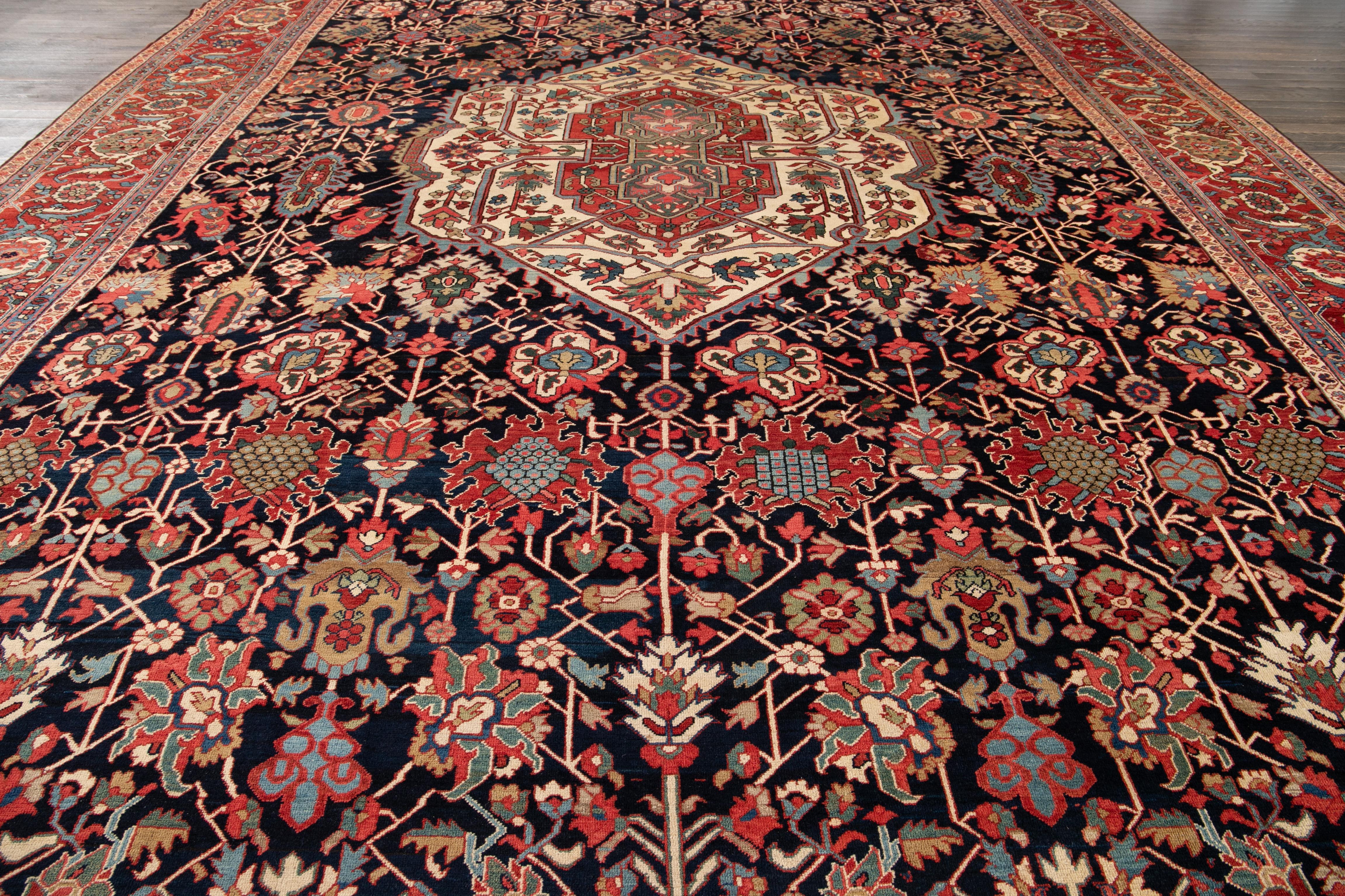 Antiker Heriz-Wollteppich in Übergröße aus dem späten 19 im Angebot 10