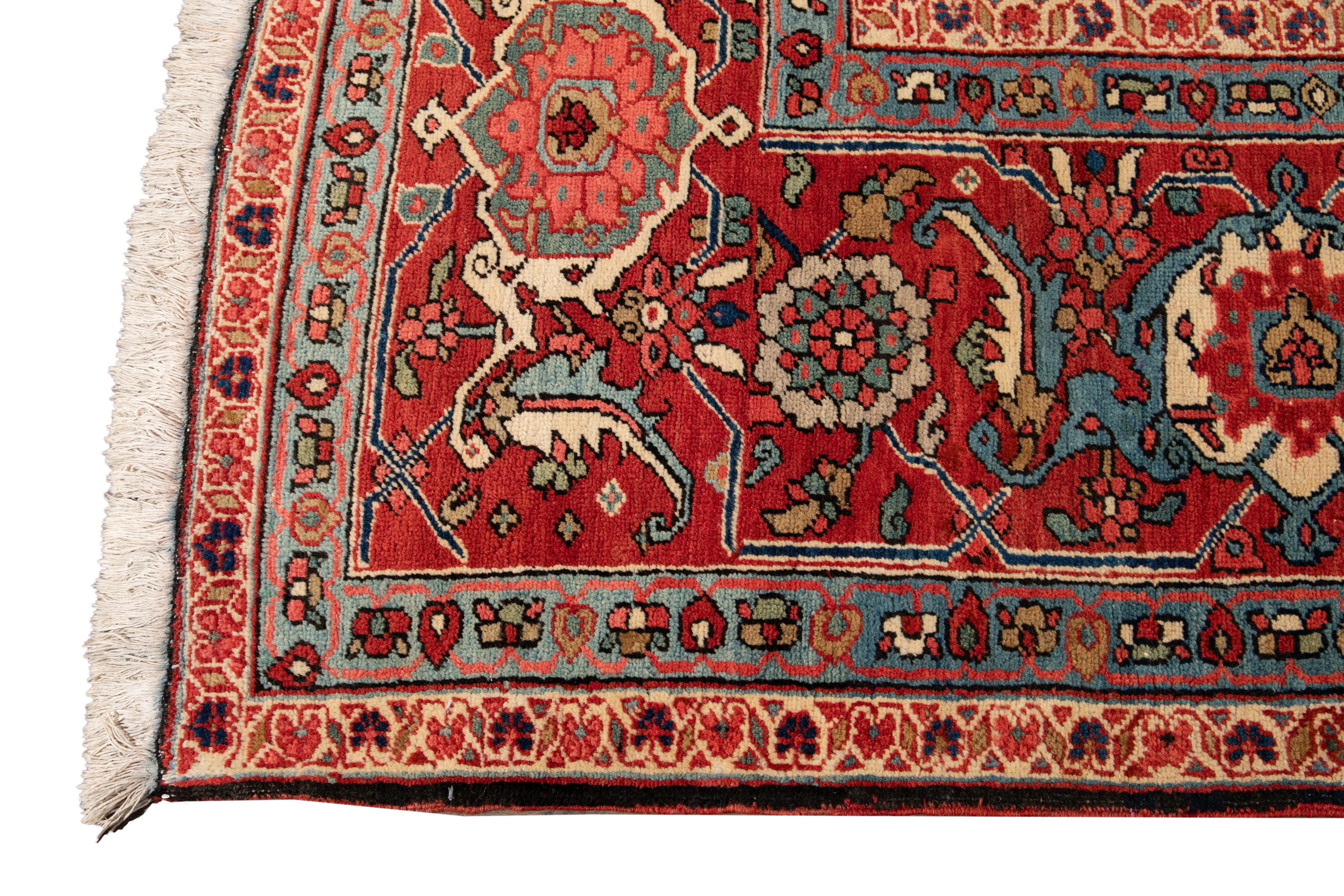 Late 19th Century Antique Heriz Oversize Wool Rug In Good Condition For Sale In Norwalk, CT