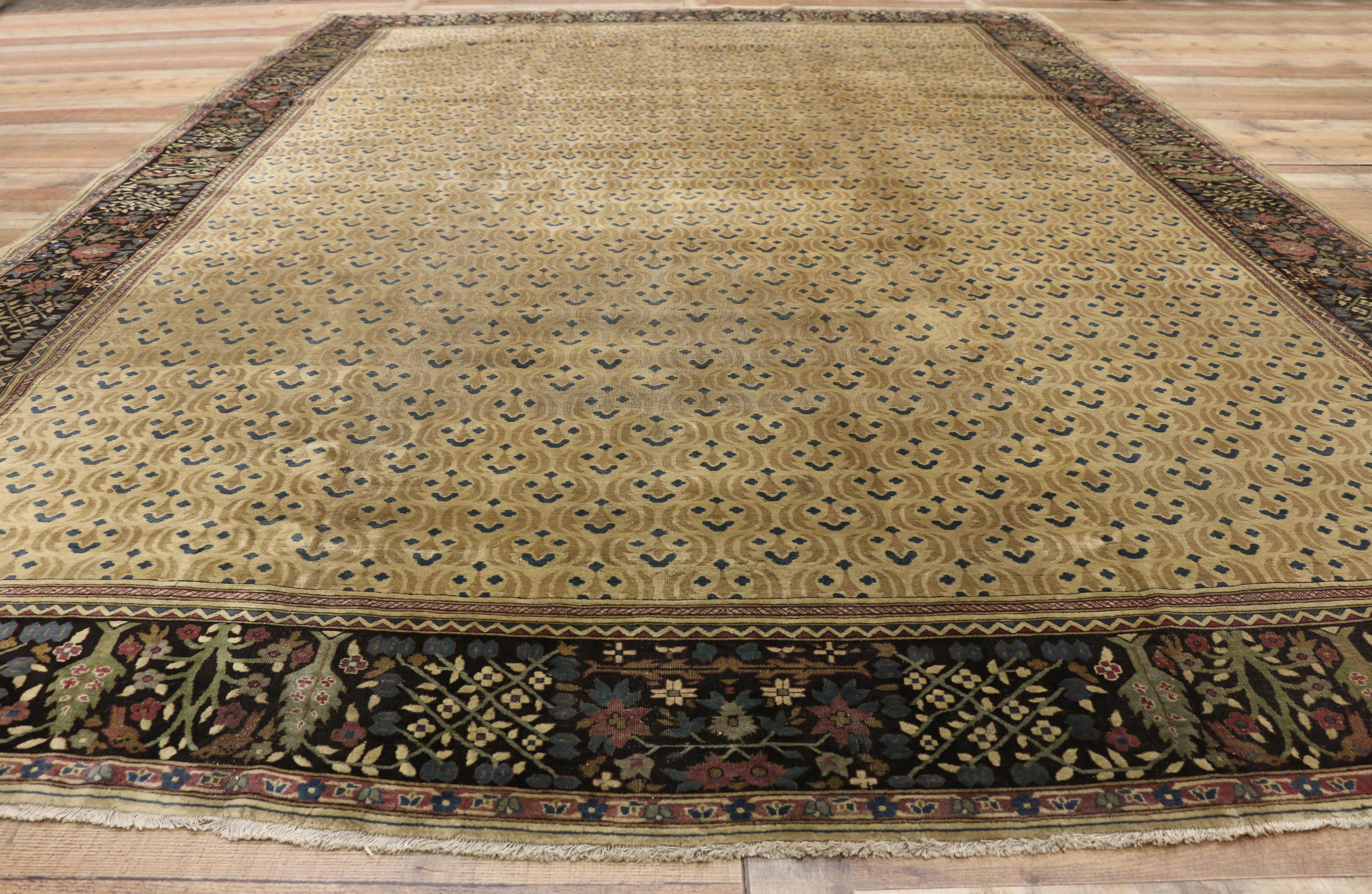 Late 19th Century Antique Indian Agra Rug with Art Deco Style For Sale 1