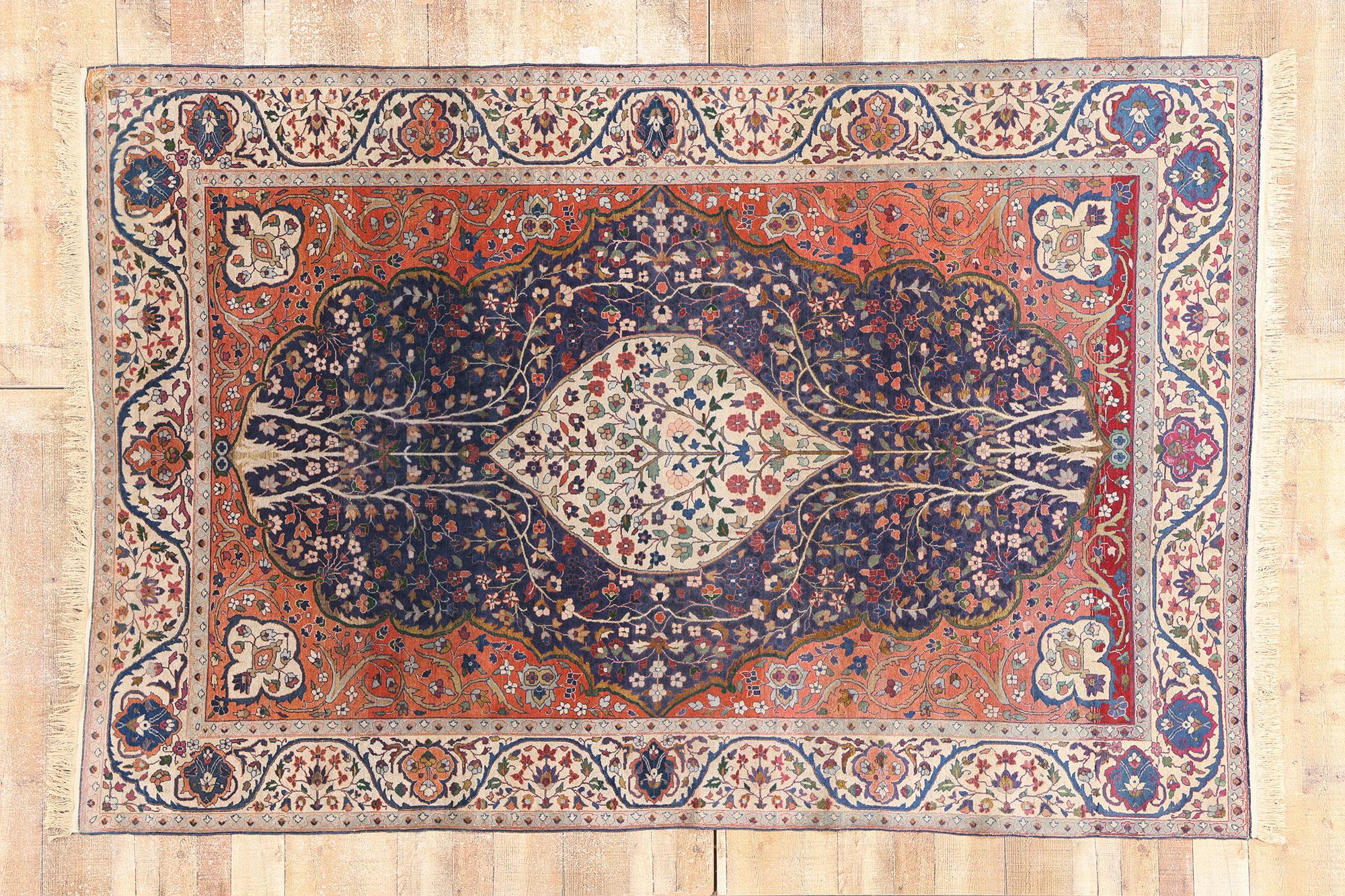 British Indian Ocean Territory Late 19th Century Antique Indian Agra Rug with Traditional Style For Sale