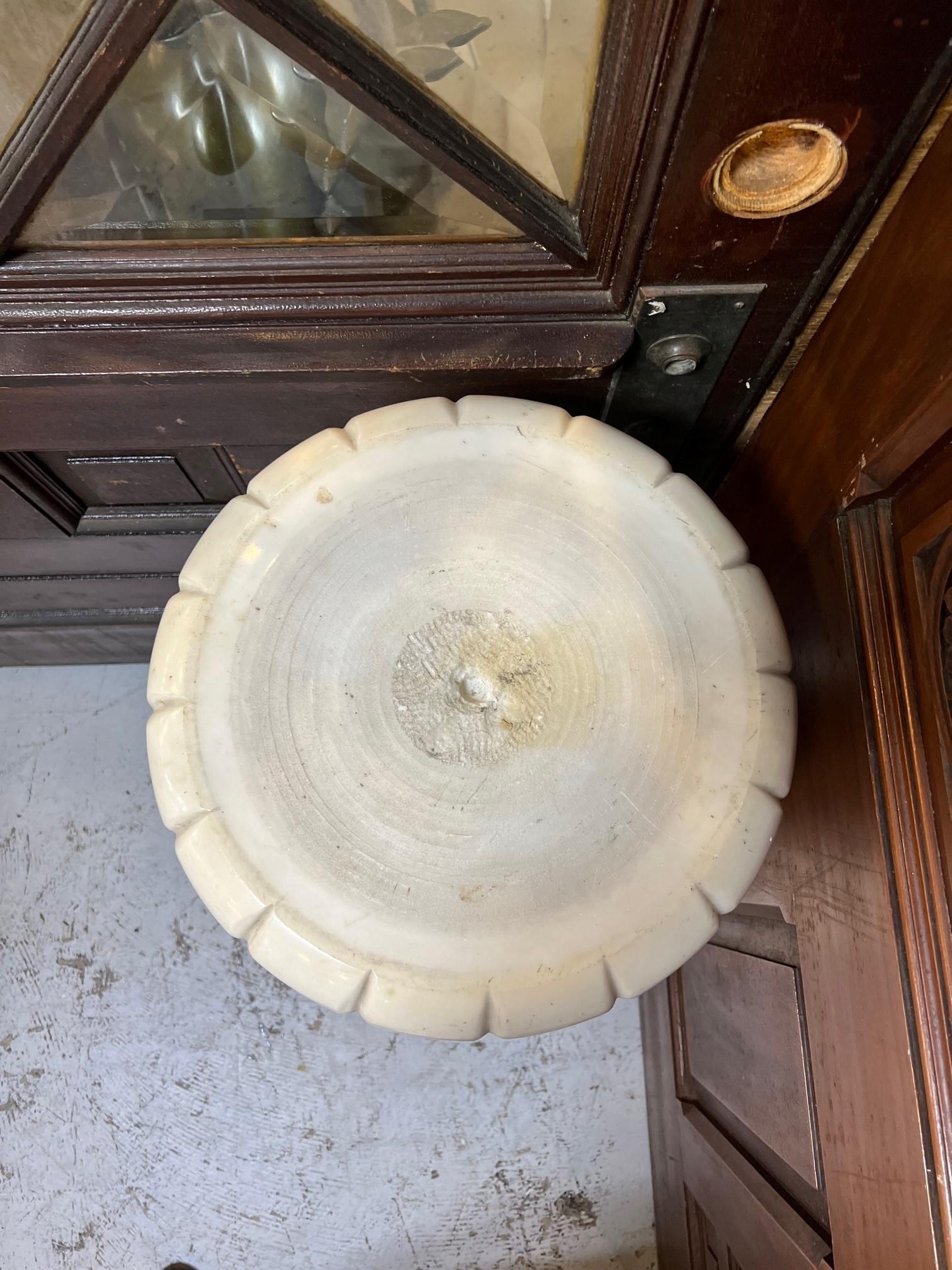 Late 19th Century Antique Italian Carrara Marble Carved Pedestal For Sale 5