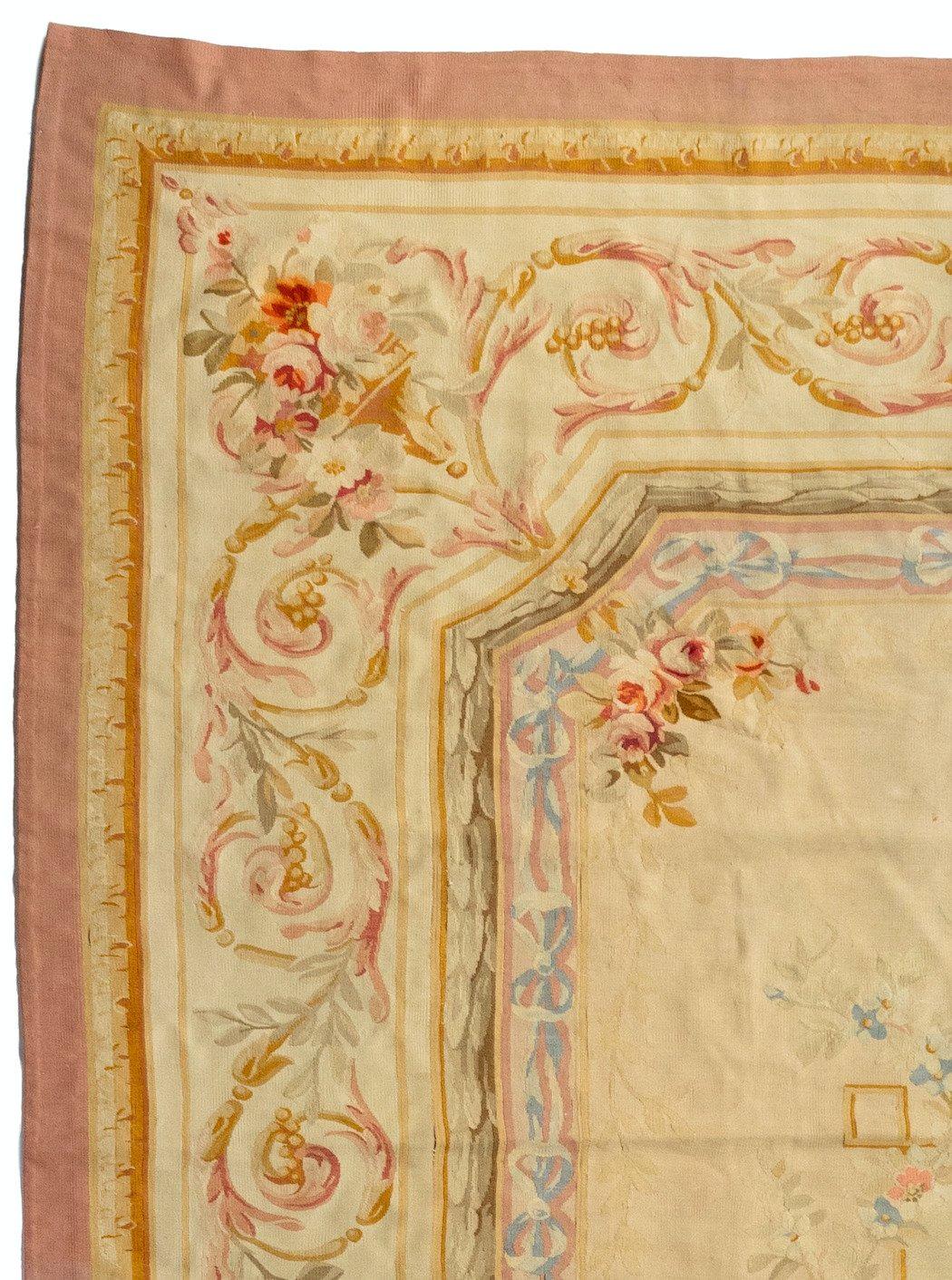 Late 19th Century Antique Ivory and Beige Floral French Aubusson Tapestry Rug In Good Condition For Sale In New York, NY
