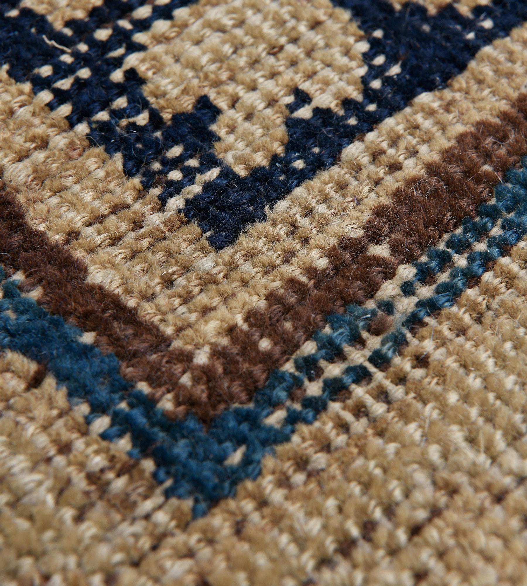 Antiker Khotan-Teppich aus Ostturkestan aus dem späten 19. Jahrhundert (Handgeknüpft) im Angebot