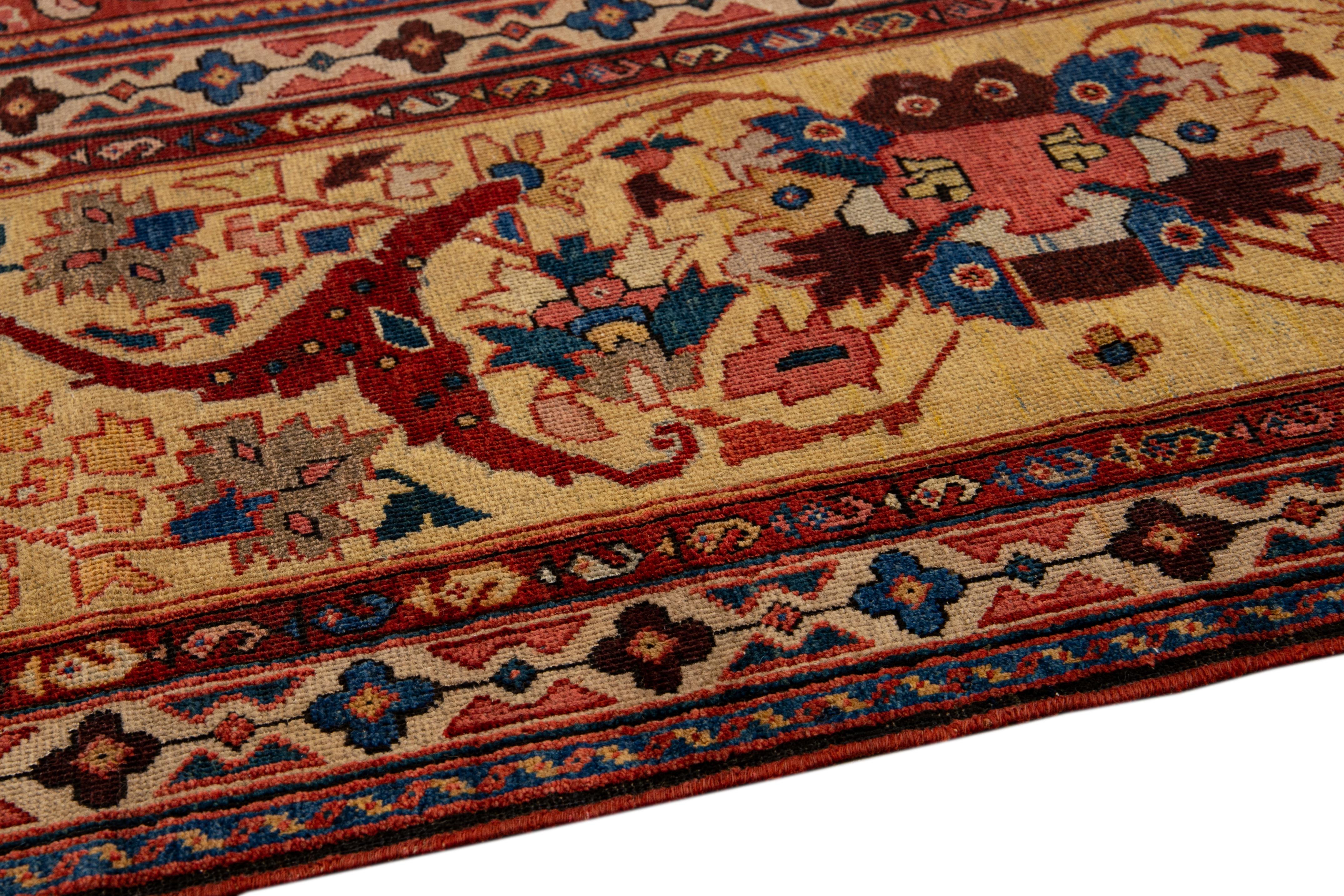 XIXe siècle Fin du 19e siècle Antiquités Mahal Tapis de laine surdimensionné fait à la main et à motifs floraux rouille en vente