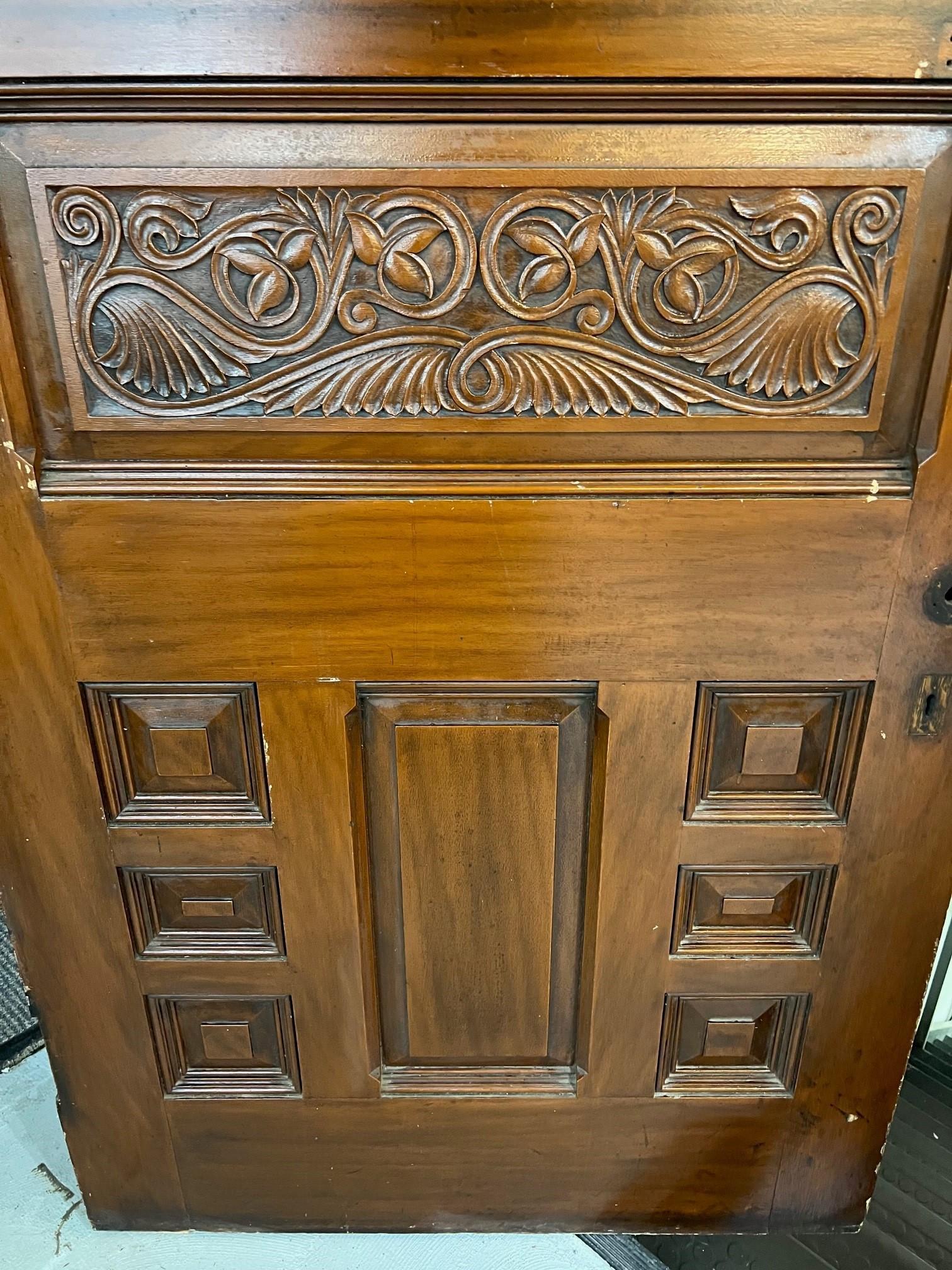 American Late 19th Century Antique Mahogany Entrance Door with Beveled Glass Panels For Sale