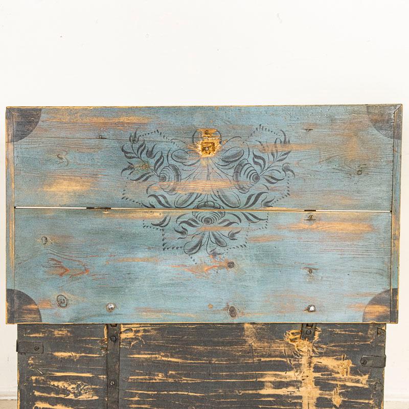 Late 19th Century Antique Original Blue Painted Trunk Dated 1861 7