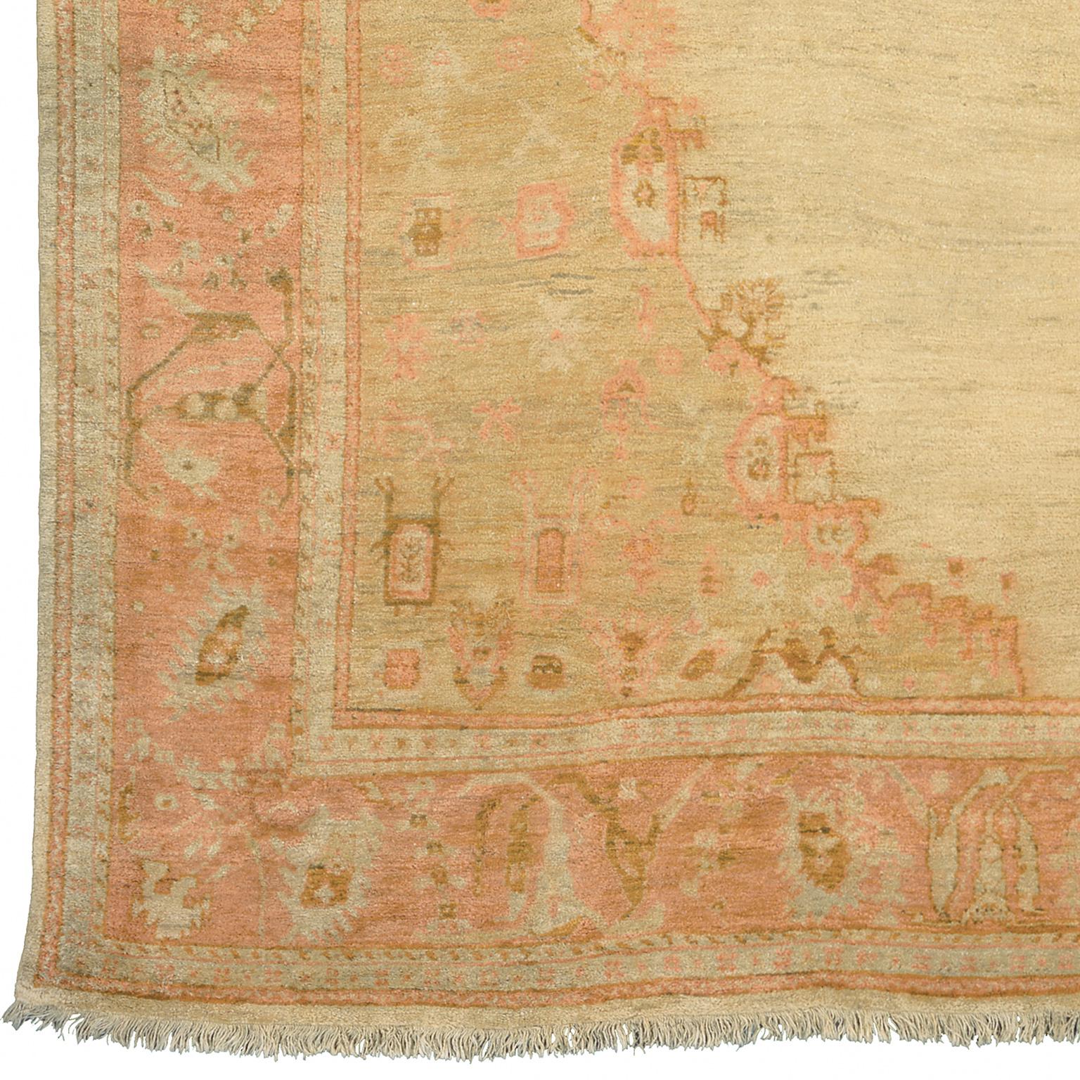 Late-19th Century Antique Oushak Beige Turkish Rug In Good Condition For Sale In New York, NY