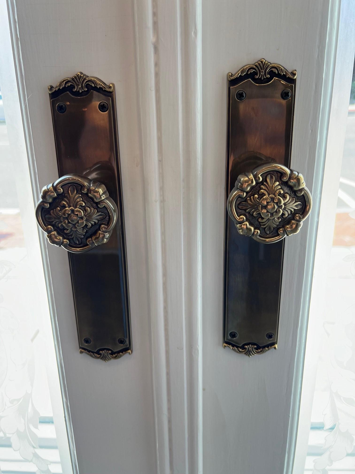 Late 19th Century Antique Pair of Acid Etched Glass Doors, Paris France For Sale 12