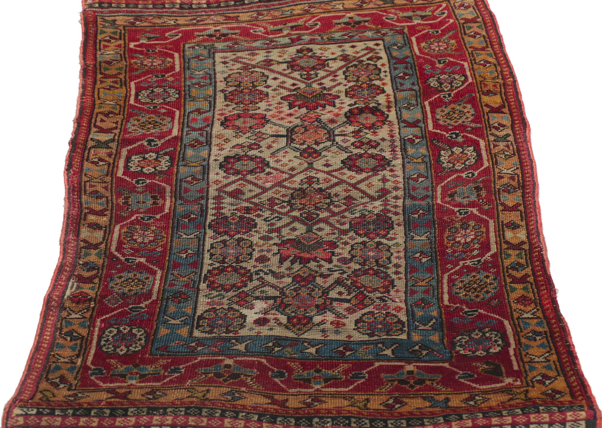 Wool Late 19th Century Antique Persian Gashghaie Rug For Sale