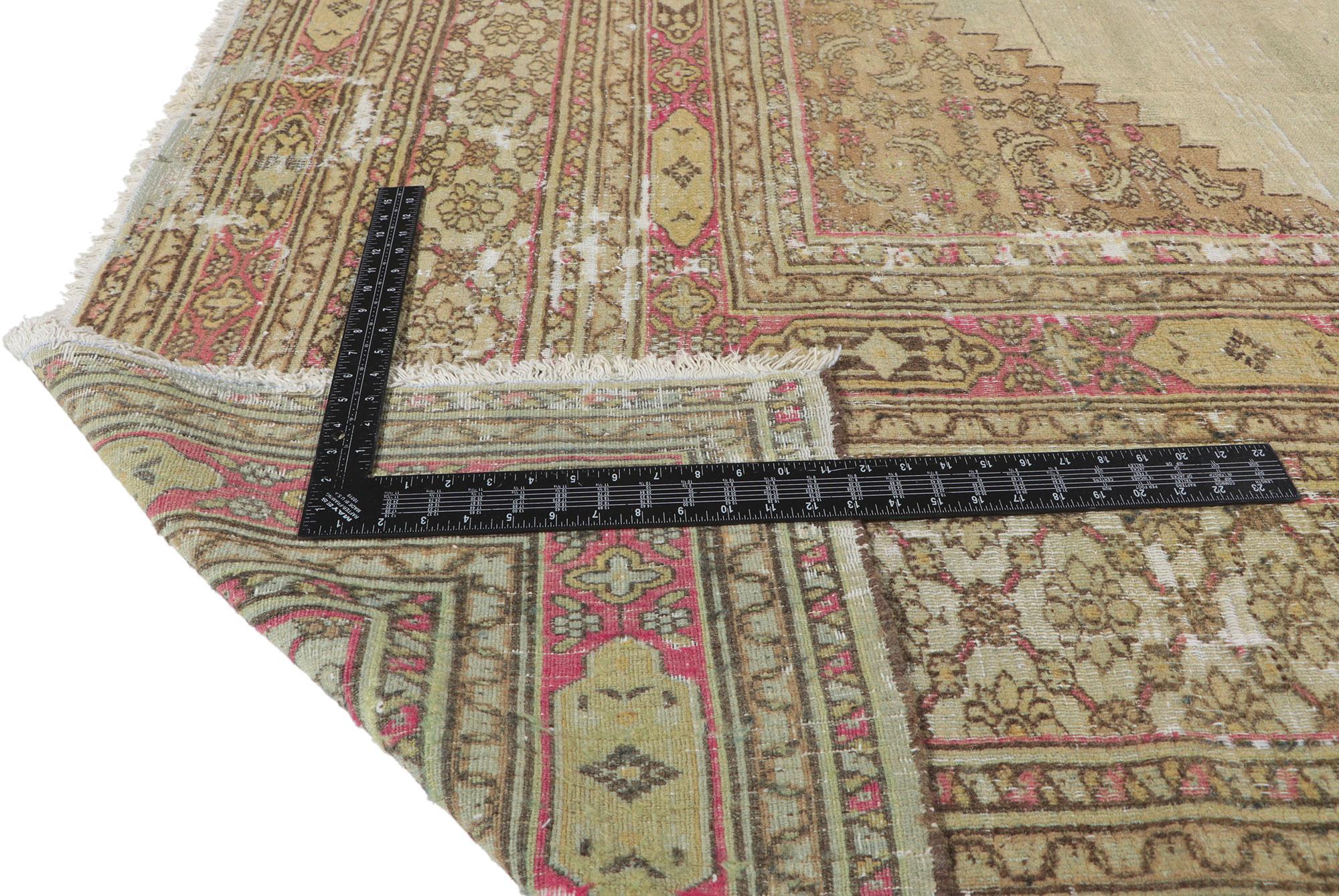 Late 19th Century Antique Persian Khorassan Rug with English Manor Style For Sale 3