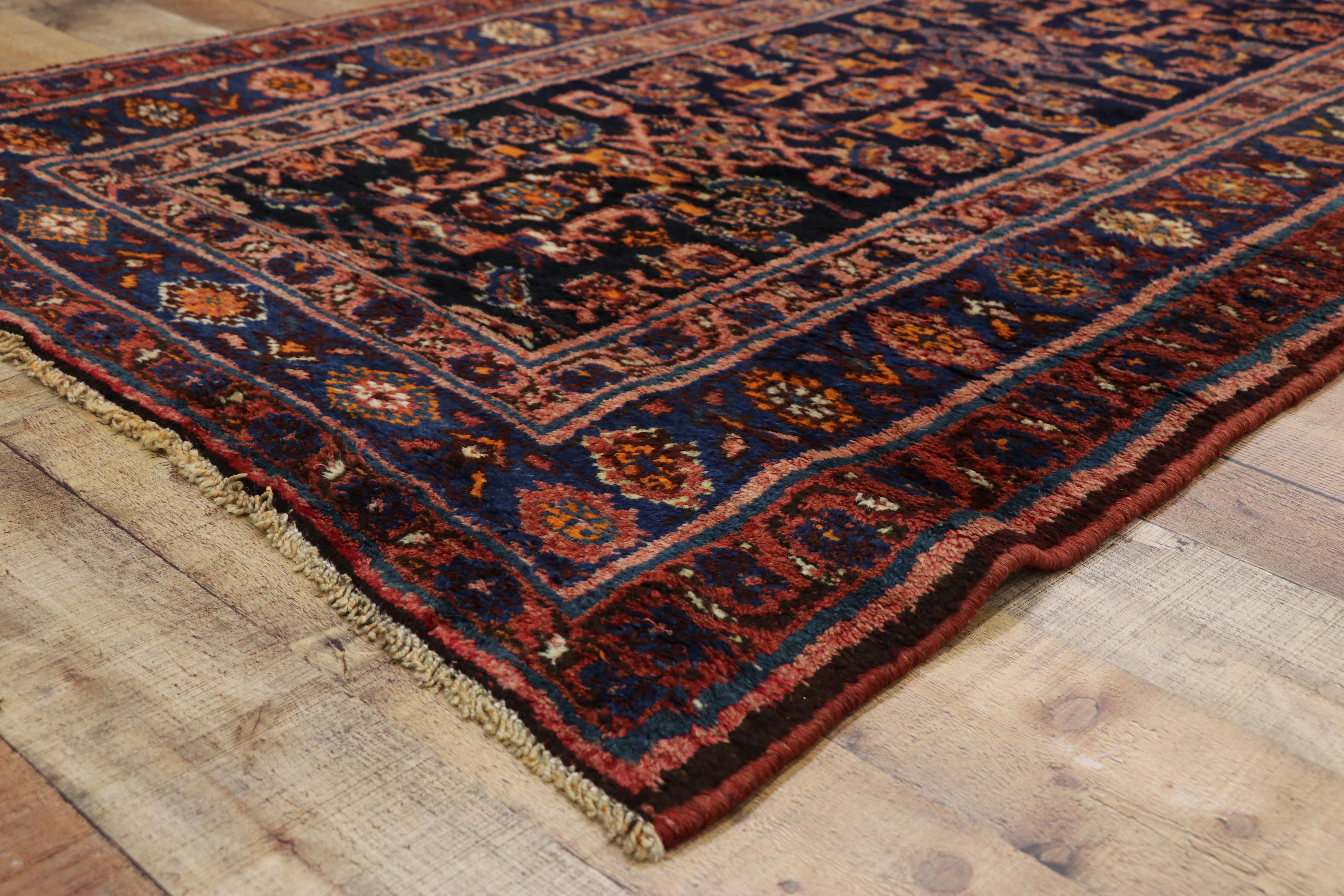 Late 19th-Century Antique Persian Kurd Runner with Modern Victorian Style In Good Condition In Dallas, TX