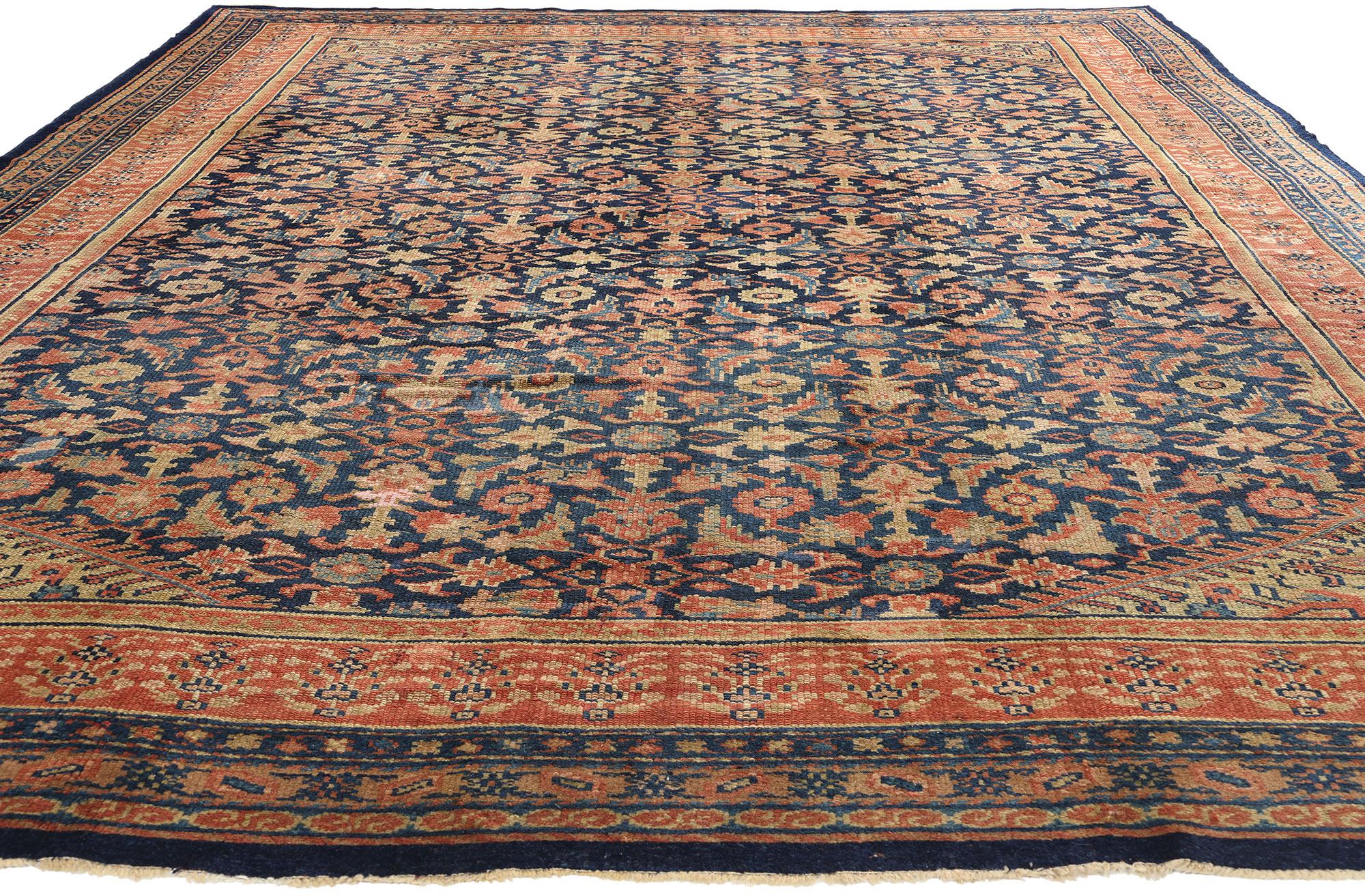 Malayer Tappeto persiano curdo antico blu marino della fine del XIX secolo, con segni di deterioramento in vendita