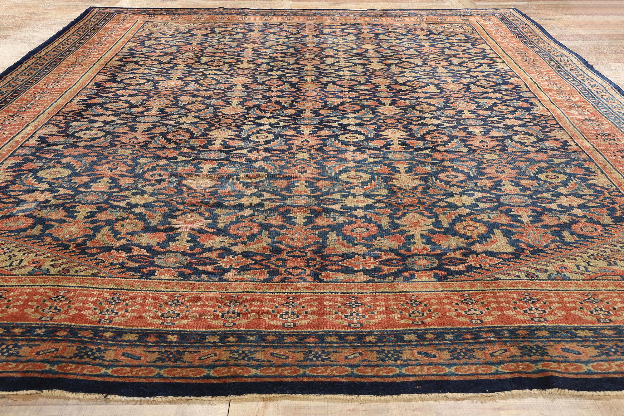 Tappeto persiano curdo antico blu marino della fine del XIX secolo, con segni di deterioramento in vendita 1