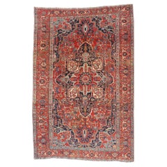 Late 19th Century Antique Persian Serapi Carpet with Traditional Style