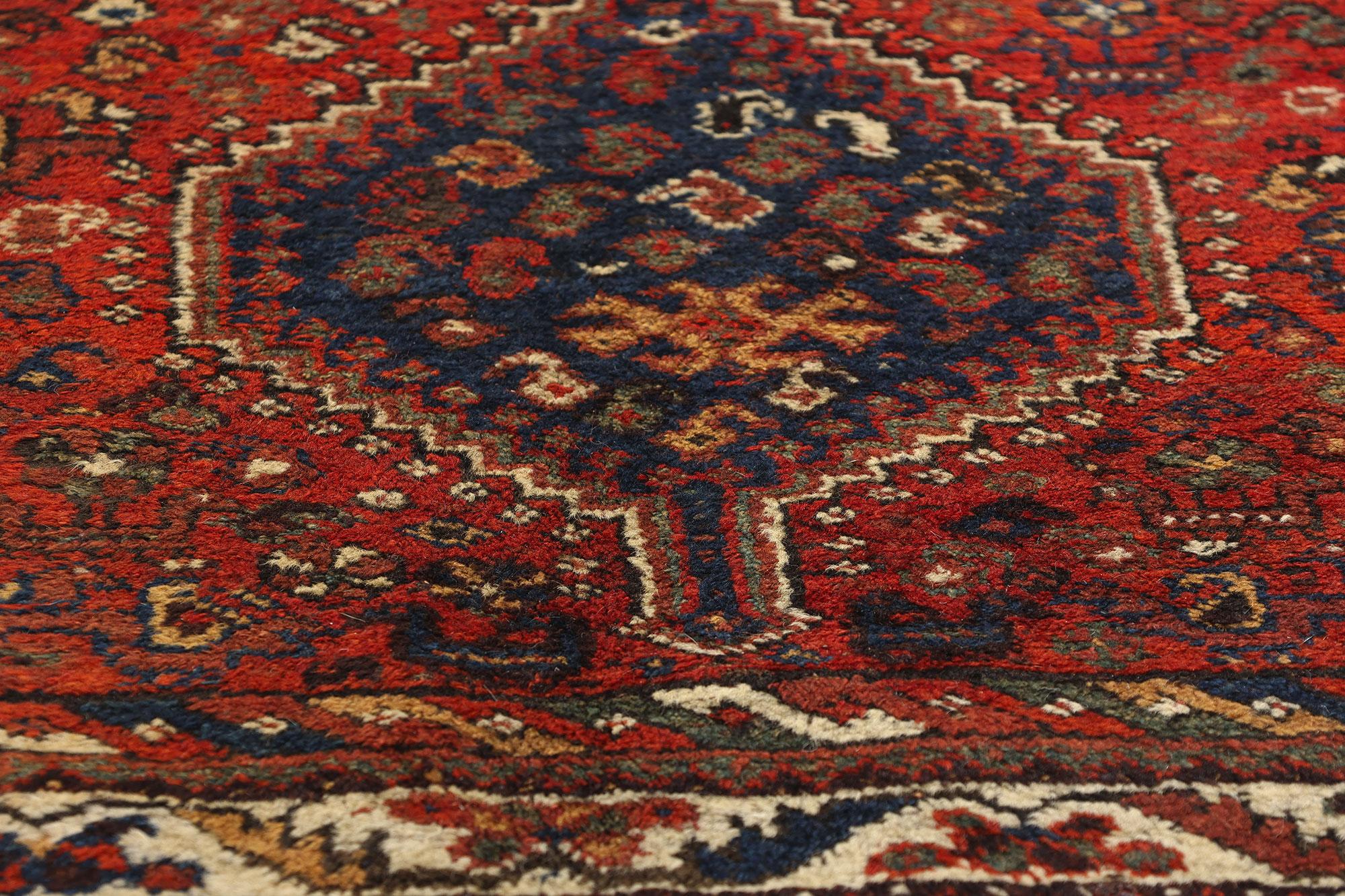 Late 19th Century Antique Persian Shiraz Carpet In Good Condition For Sale In Dallas, TX