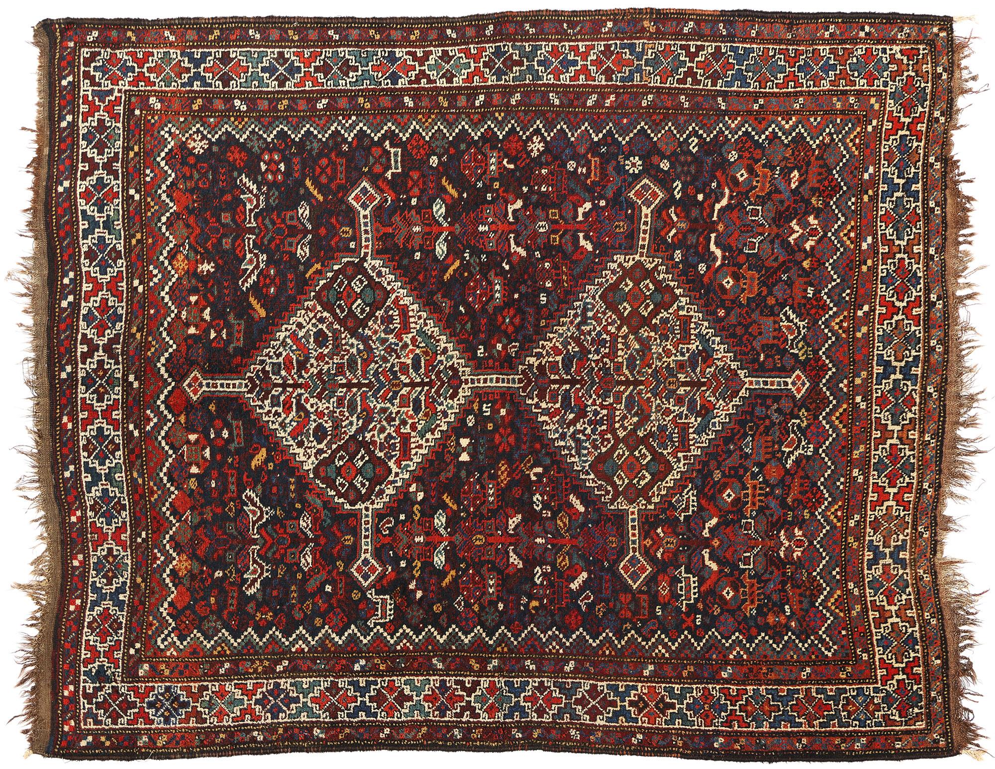 Late 19th Century Antique Persian Shiraz Rug For Sale 4