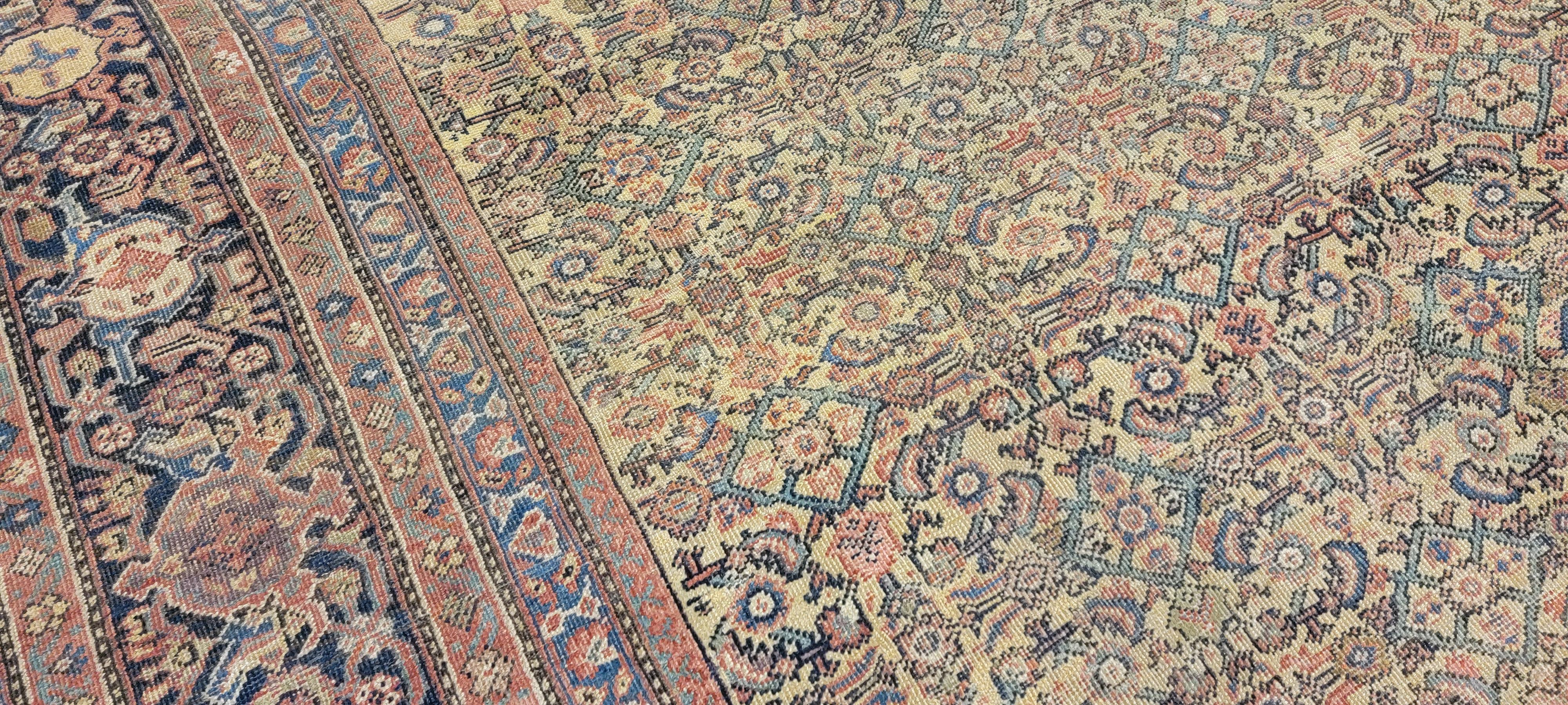 Late 19th Century Antique Persian Sultanabad/Meshkabad Rug For Sale 2