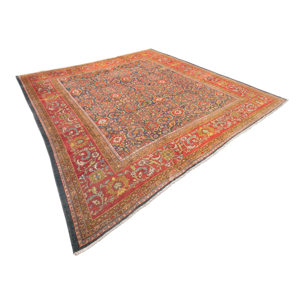 Asian Late 19th Century, Antique Rug Ziegler Sultanabad, circa 1890 For Sale