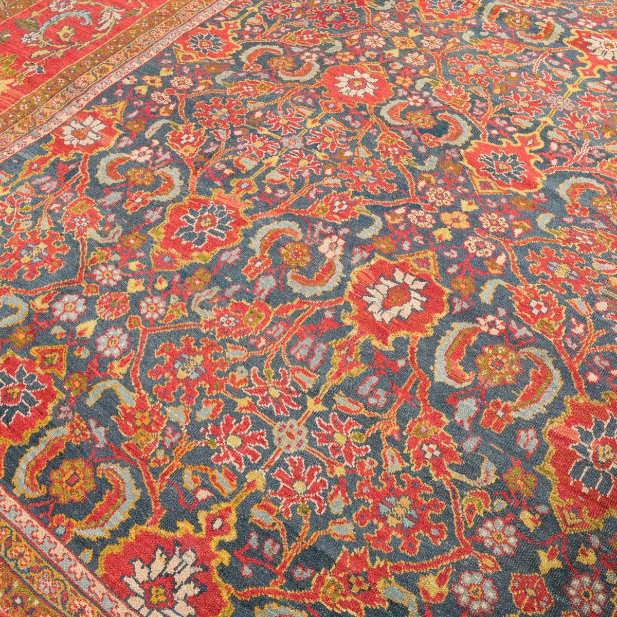 Hand-Knotted Late 19th Century, Antique Rug Ziegler Sultanabad, circa 1890 For Sale
