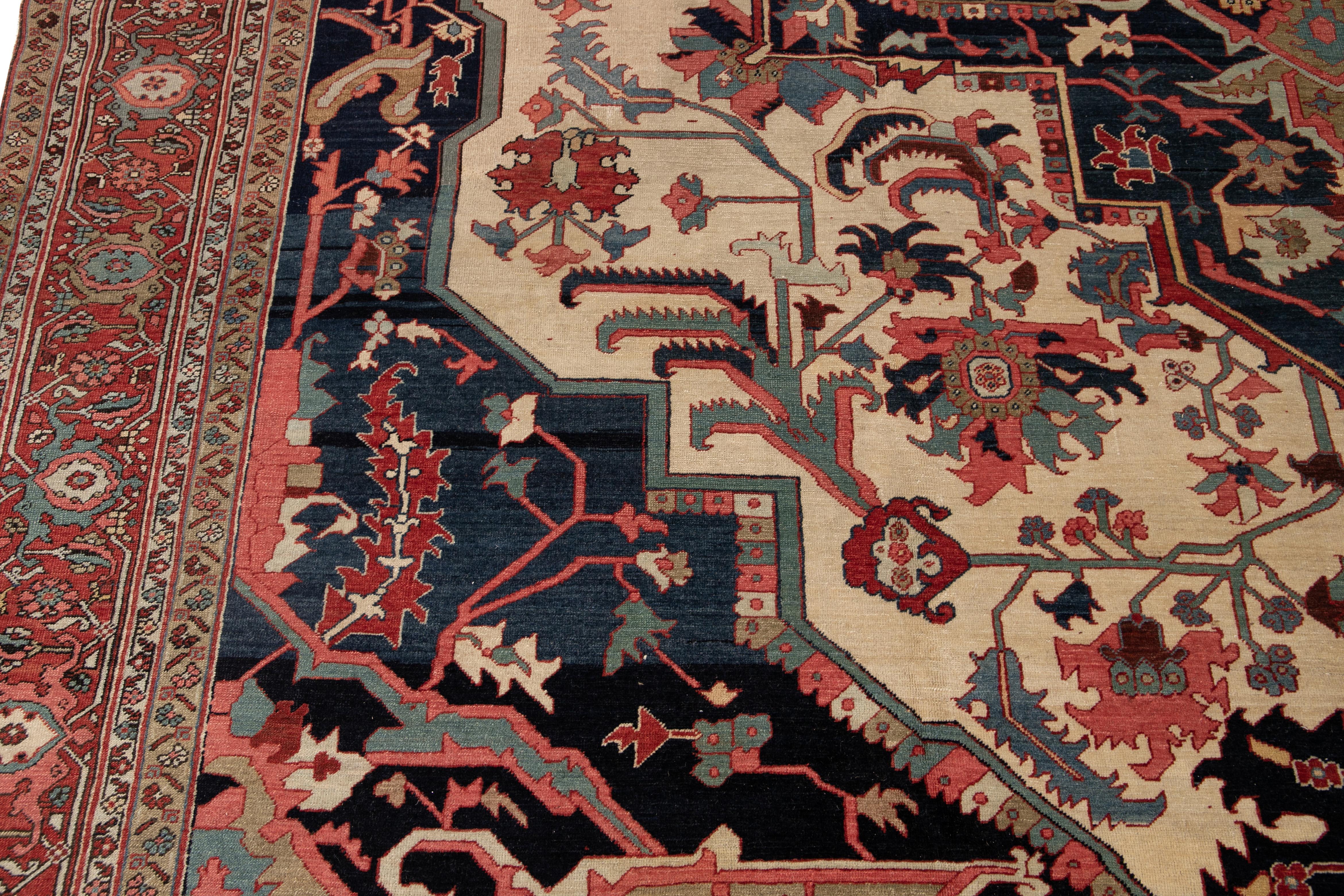 Late 19th Century Antique Serapi Persian Handmade Wool Rug For Sale 7