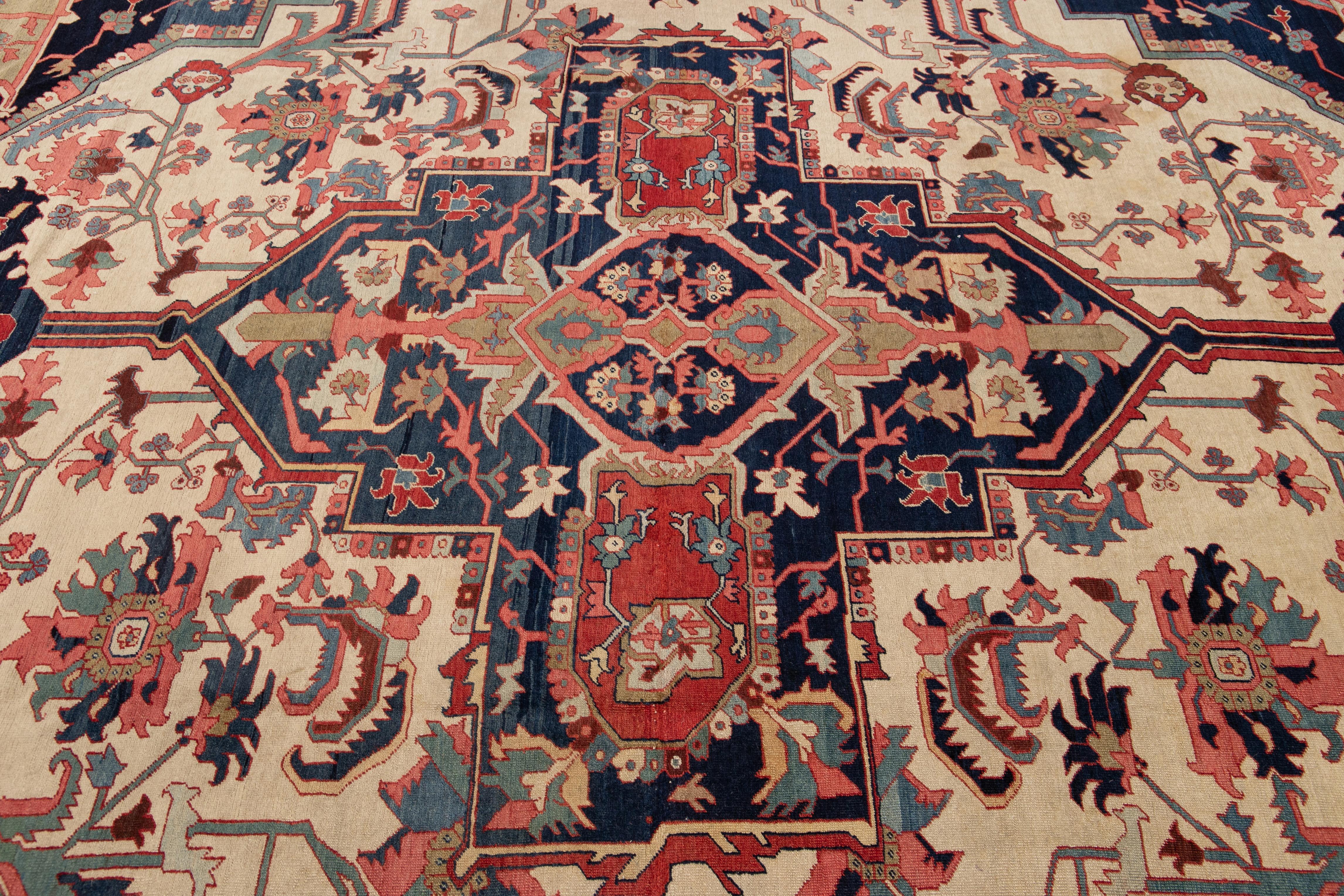 Late 19th Century Antique Serapi Persian Handmade Wool Rug For Sale 2
