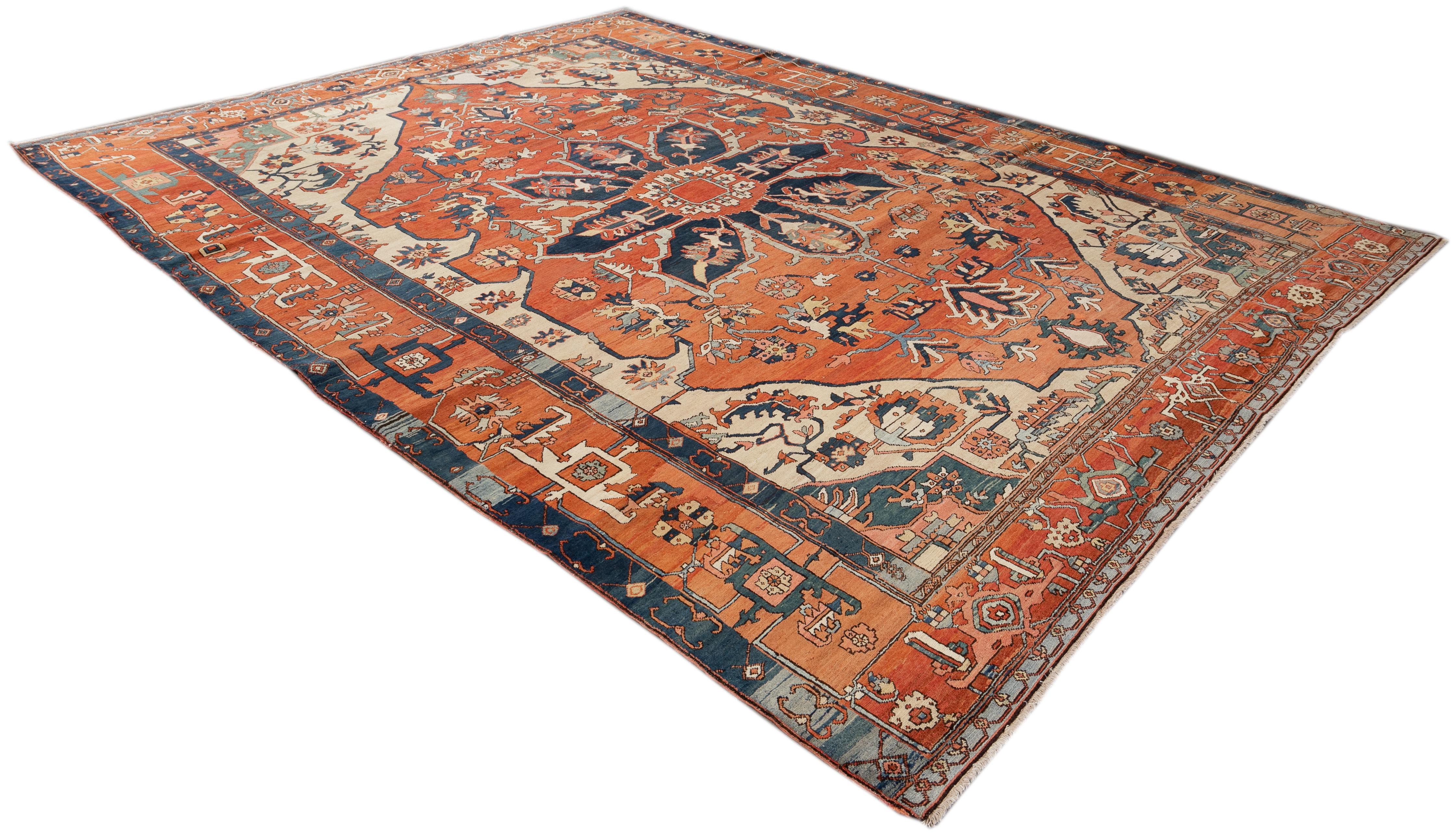 Late 19th Century Antique Serapi Wool Rug For Sale 6