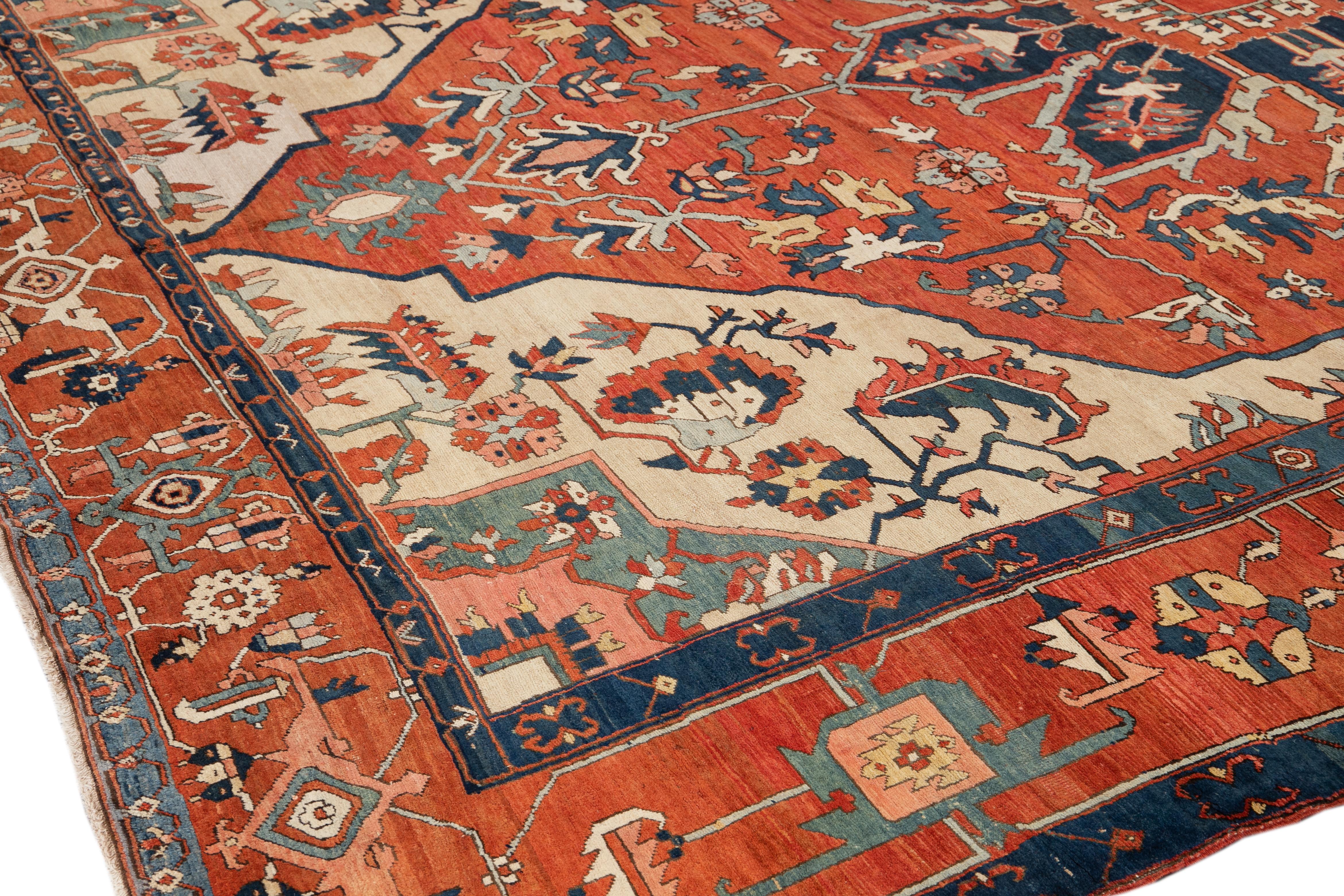 Late 19th Century Antique Serapi Wool Rug For Sale 7