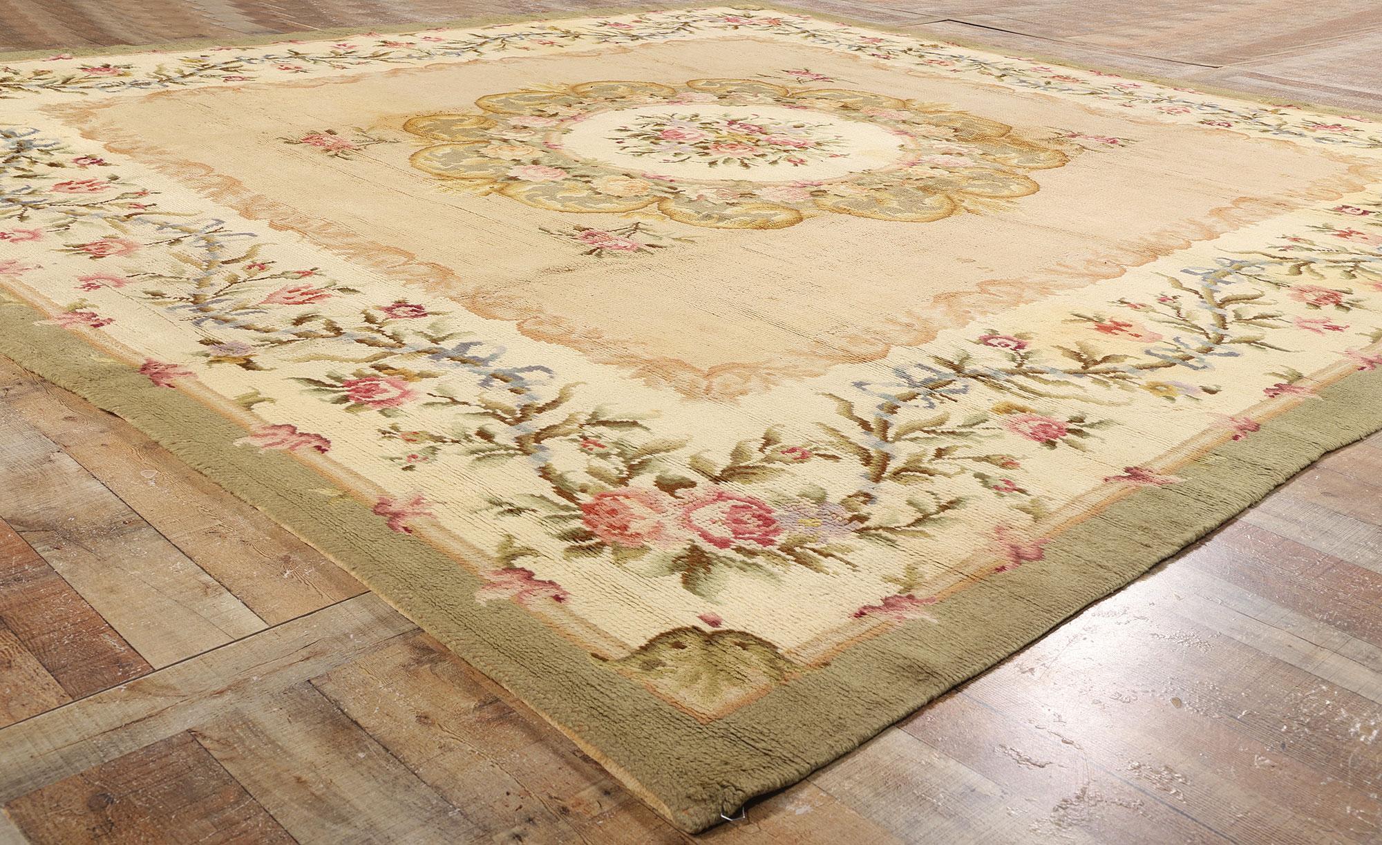 Late 19th Century Antique Spanish Savonnerie Square Rug with French Chintz Style For Sale 1