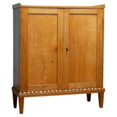 Late 19th Century Antique Swedish Cabinet In Solid Oak With Internal Drawers
