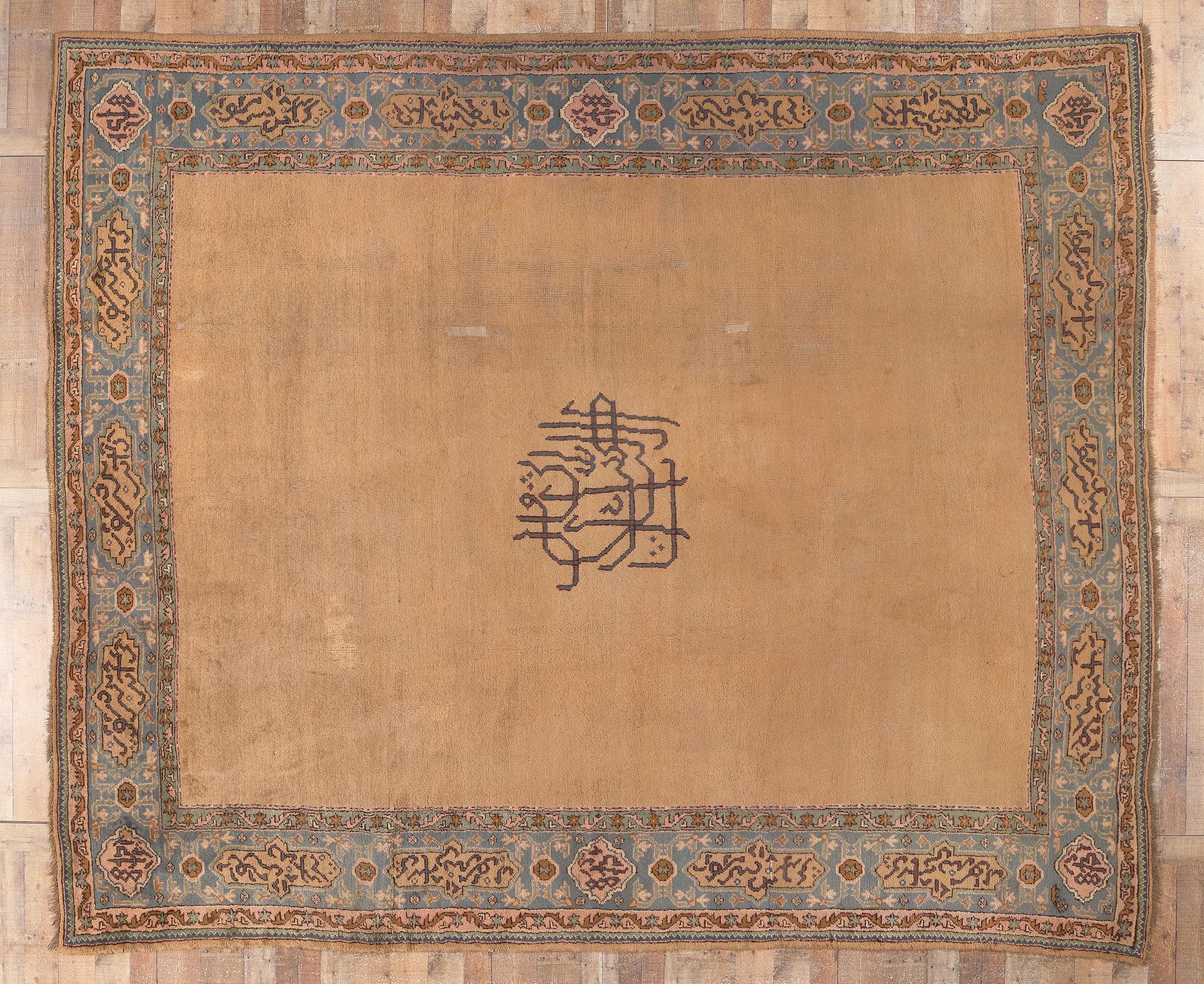 Fin du 19e siècle, ancien tapis turc Oushak avec calligraphie islamique en vente 2