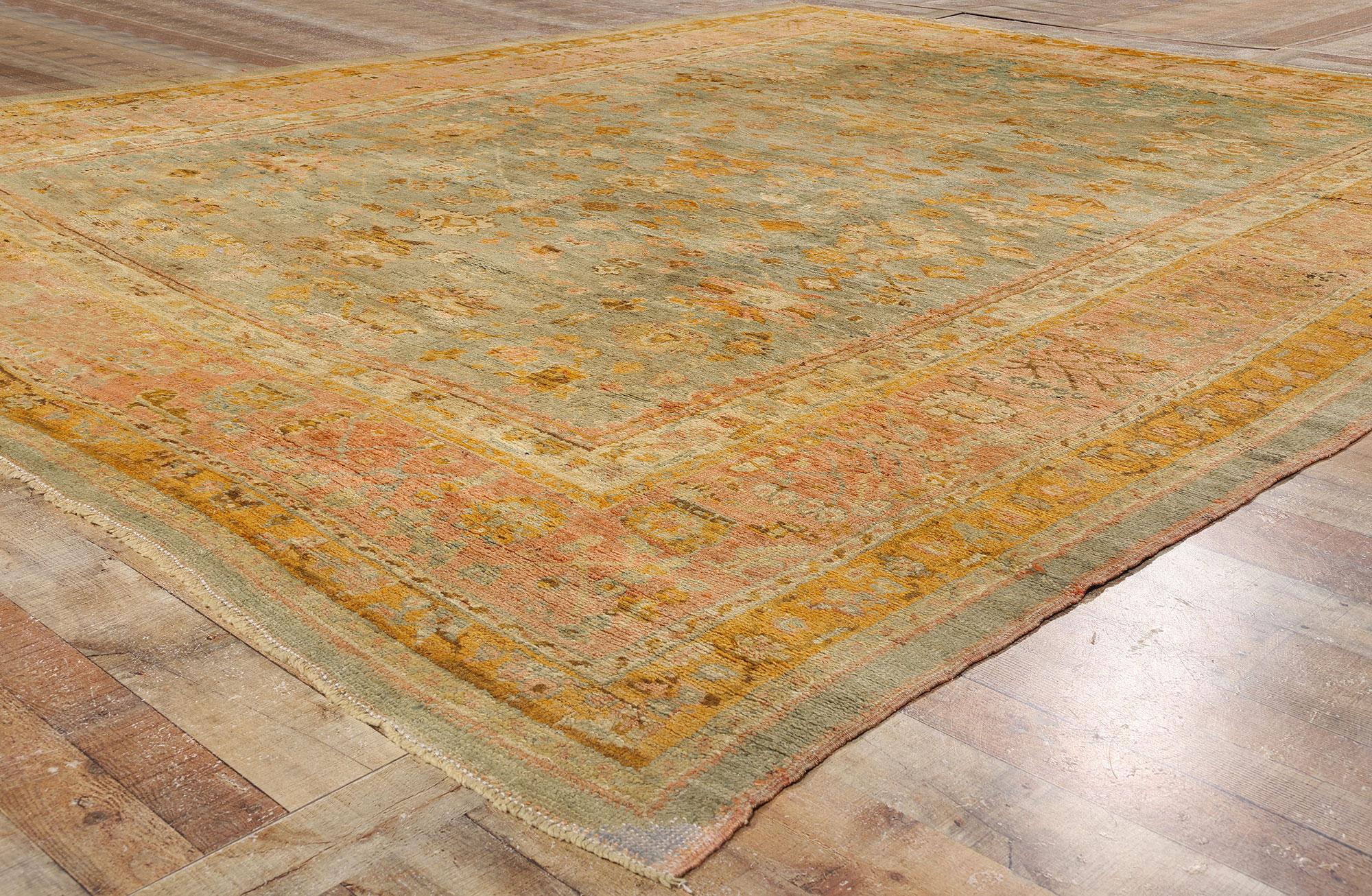 Late 19th Century Antique Turkish Oushak Rug with Time-Softened Colors For Sale 2