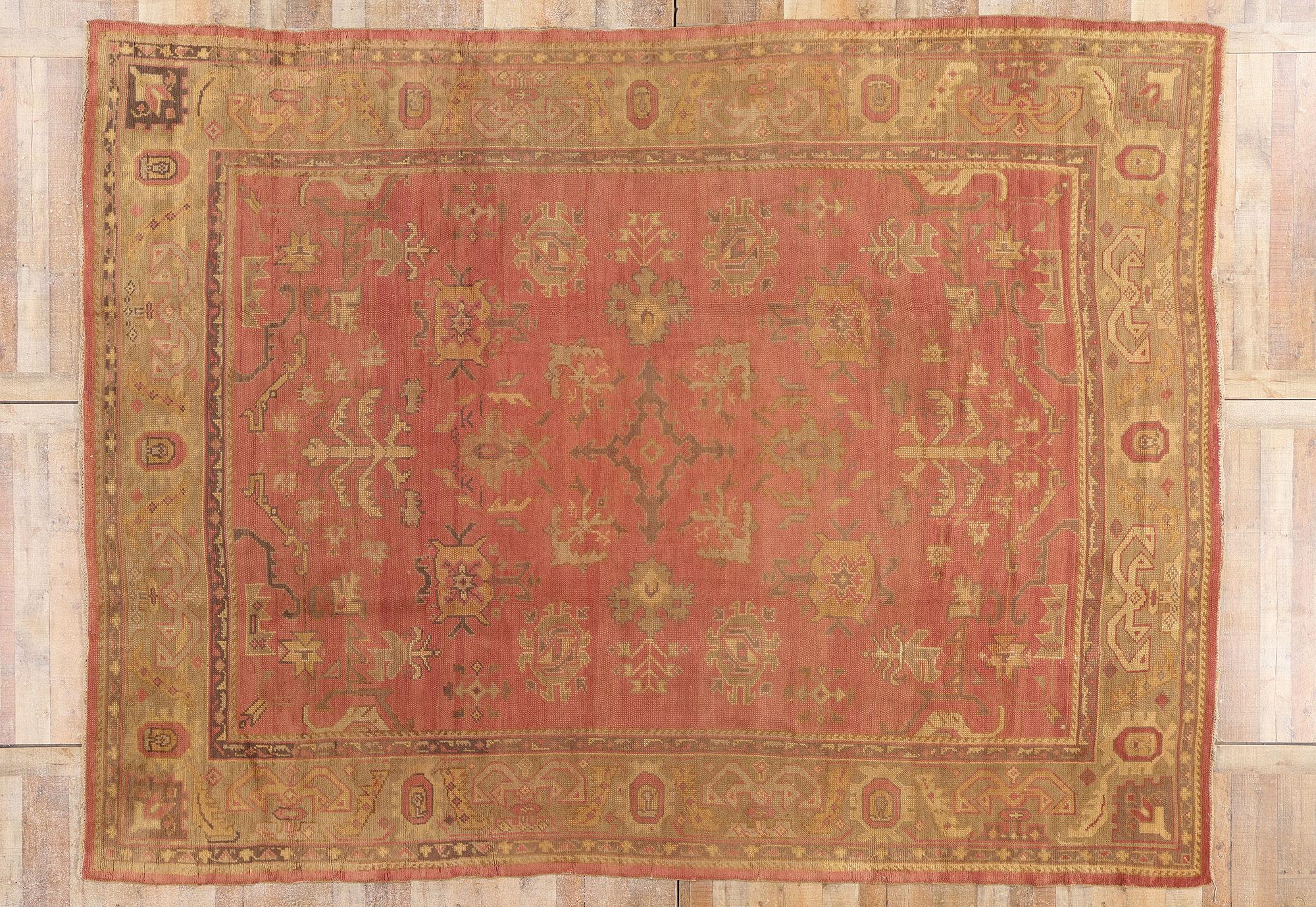 Late 19th Century Antique Turkish Oushak Rug with Traditional Style For Sale 4