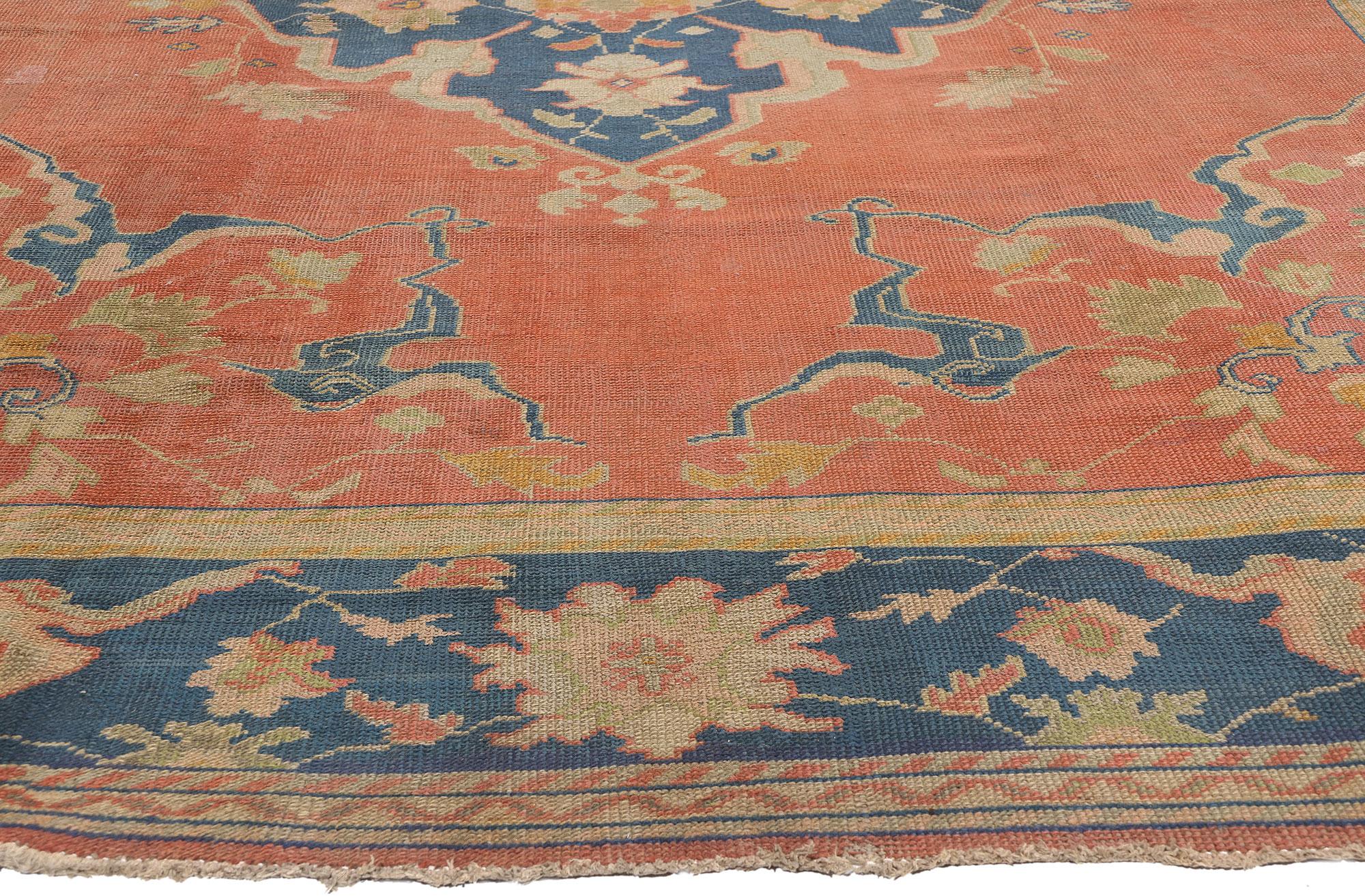 Late 19th Century Antique Turkish Oushak Rug with Traditional Style For Sale 9