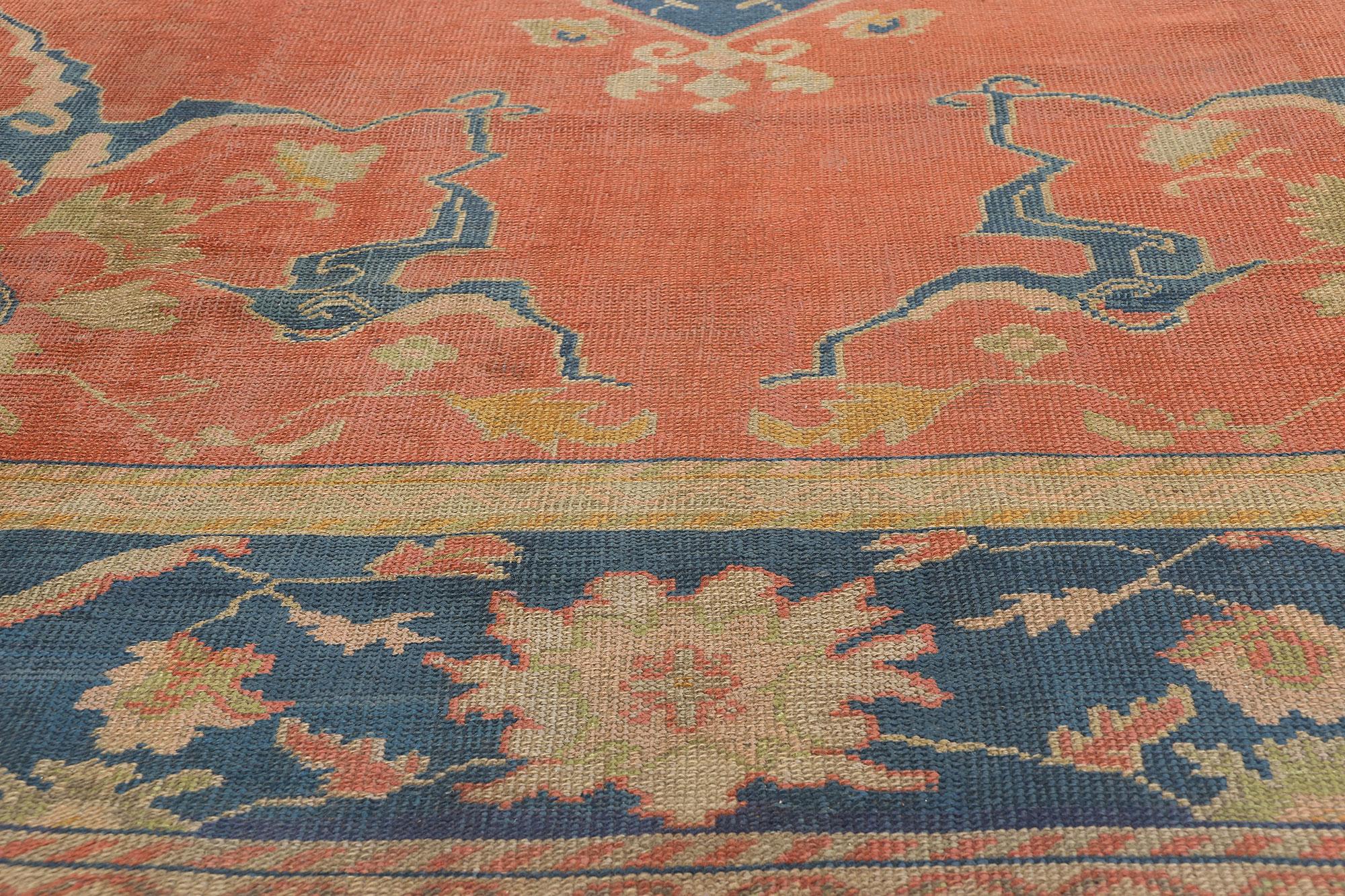 Late 19th Century Antique Turkish Oushak Rug with Traditional Style For Sale 10