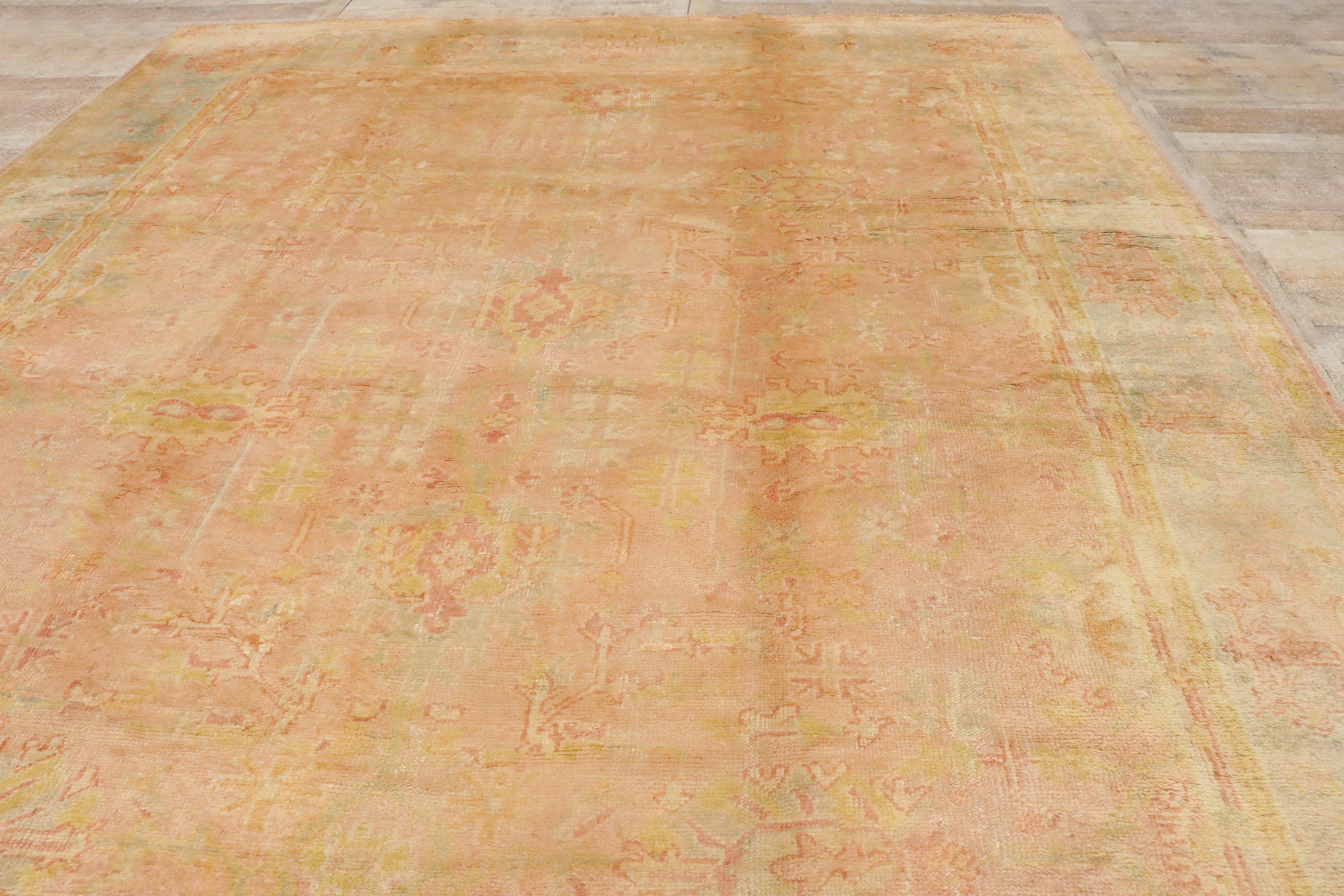 Late 19th Century Turkish Oushak Rug with Traditional Style For Sale 3